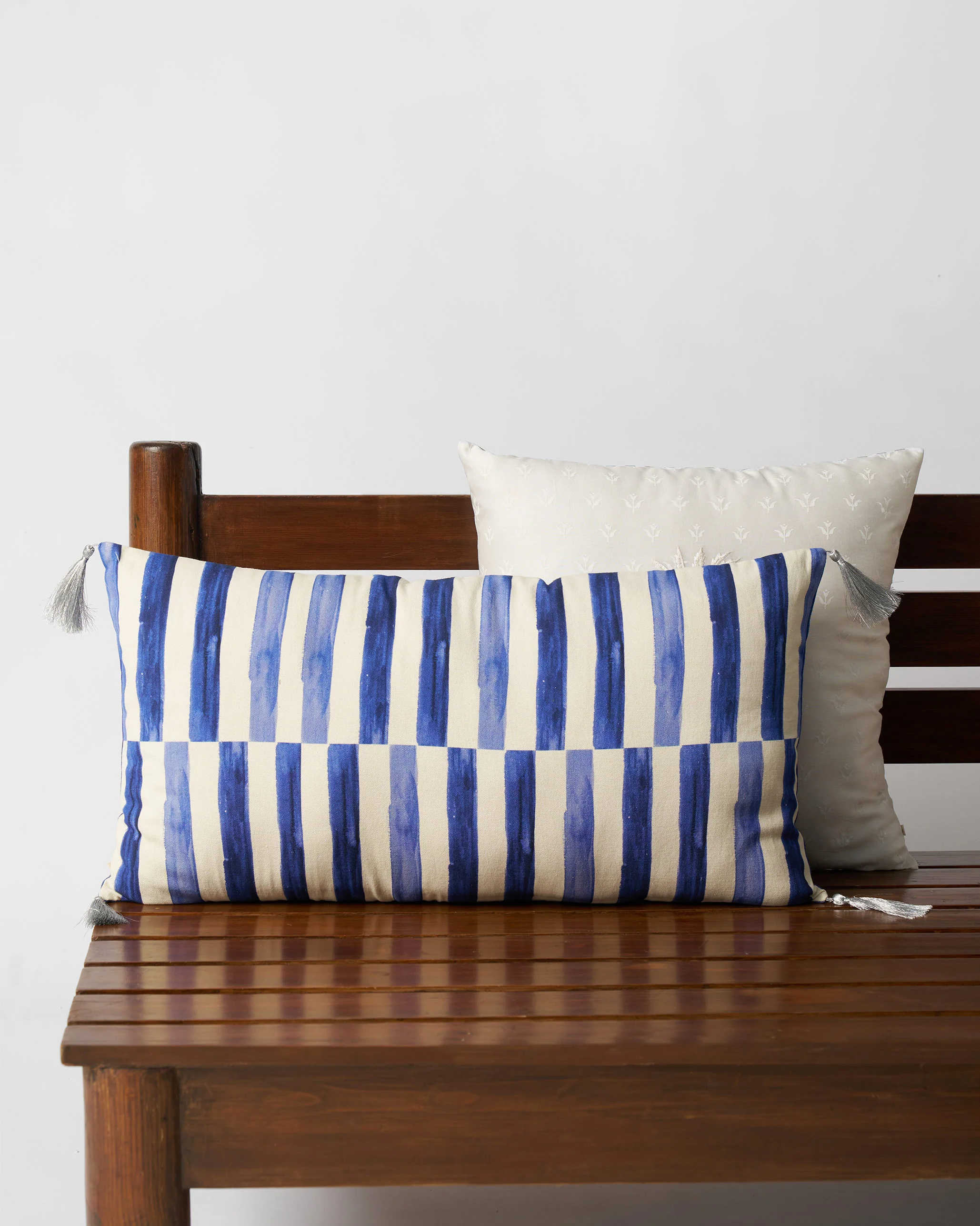 Crane Dance Cushion Cover - Image 6