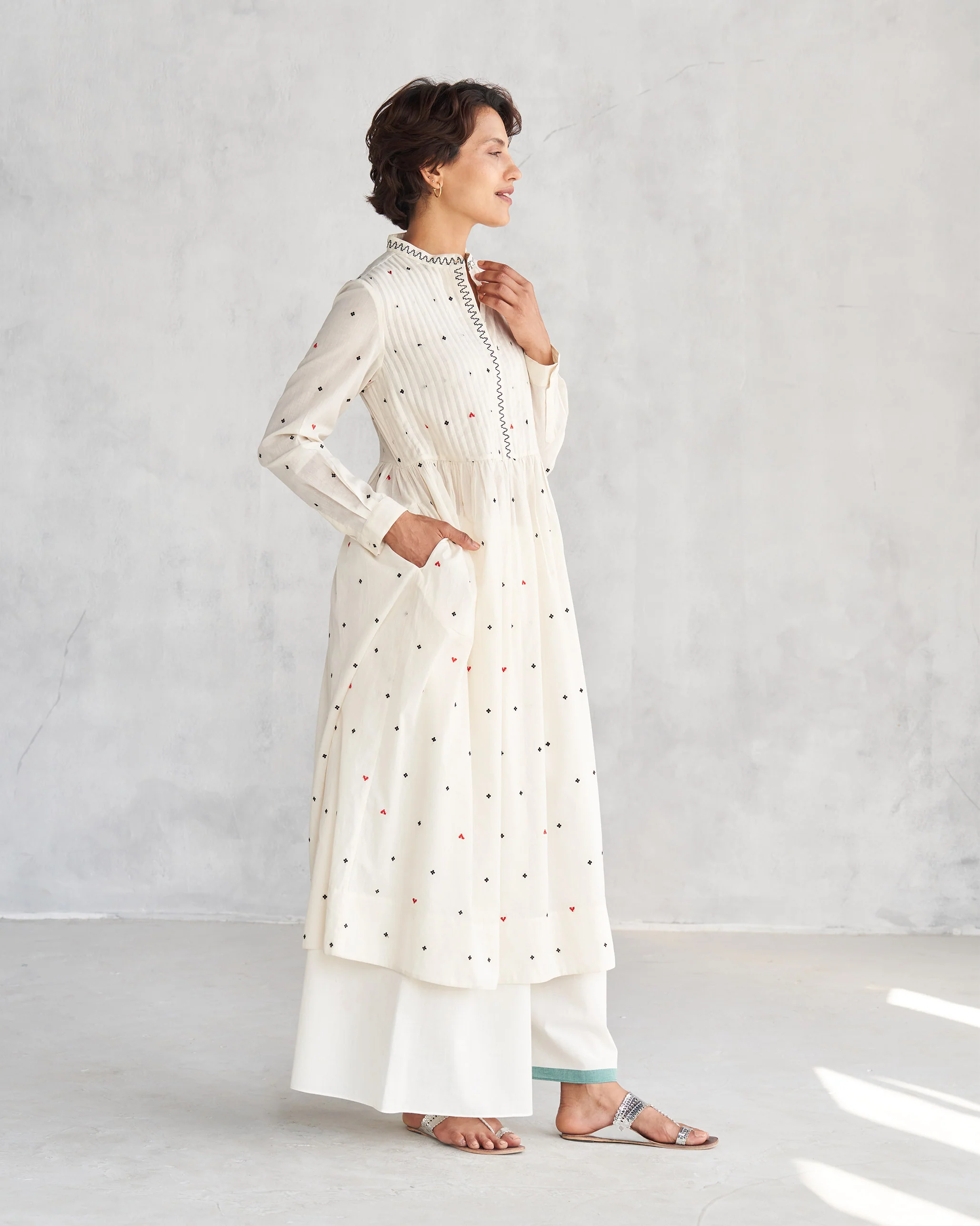 Crescent Pintuck Kurta - Ivory - Image 4