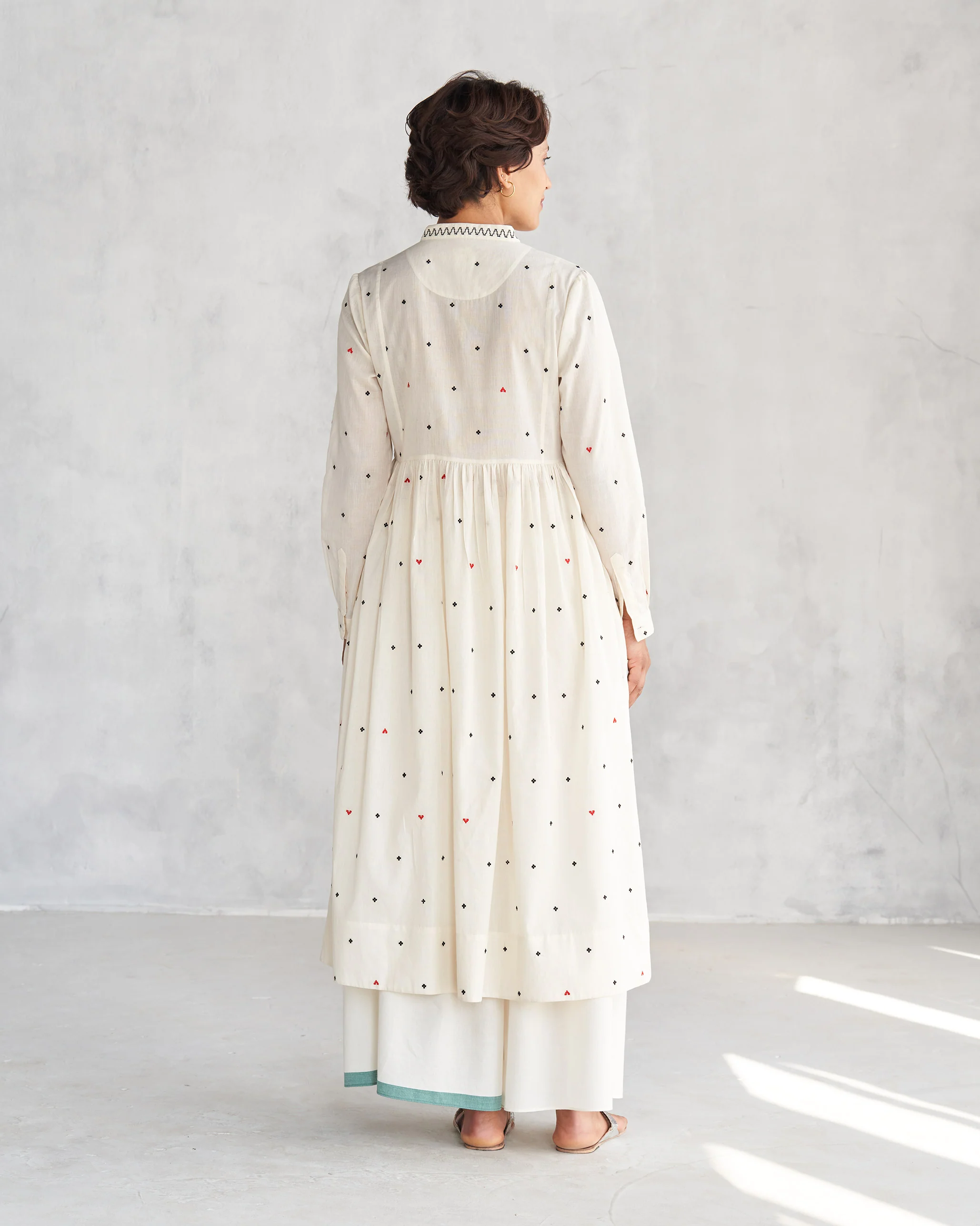 Crescent Pintuck Kurta - Ivory - Image 5