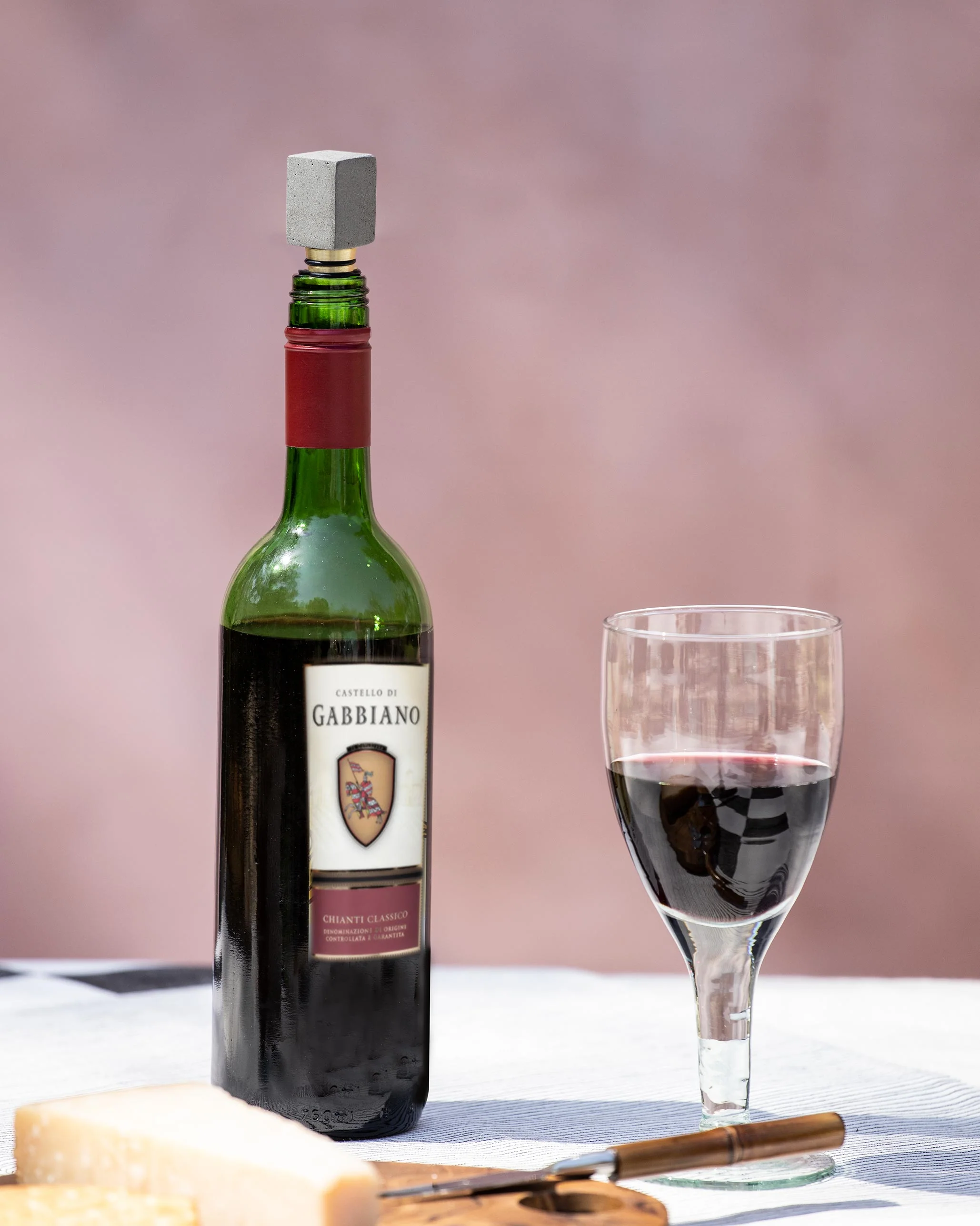 Cube Bottle Stopper - Image 2