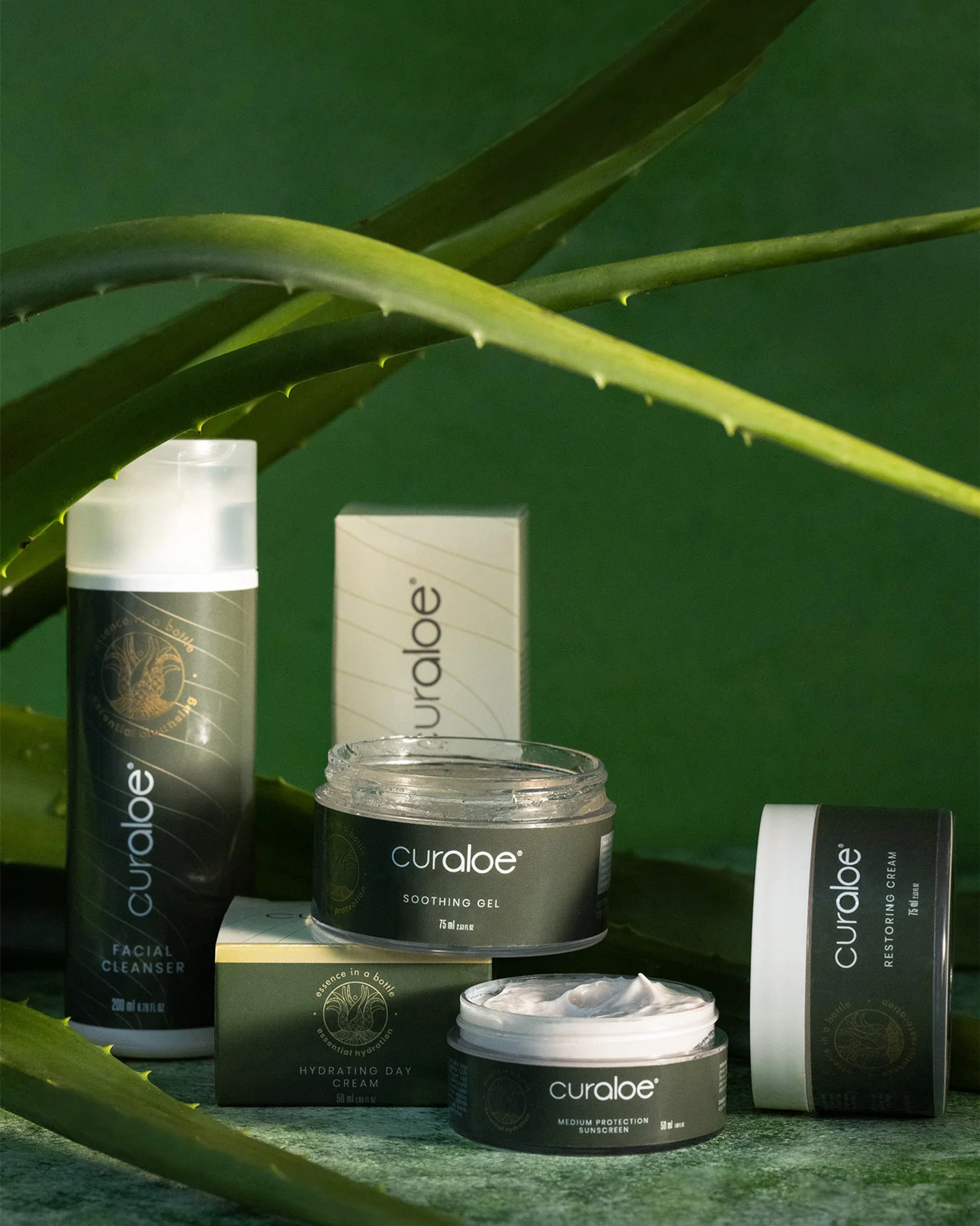 Curaloe Essential Facial Gel Cleanser - Image 3