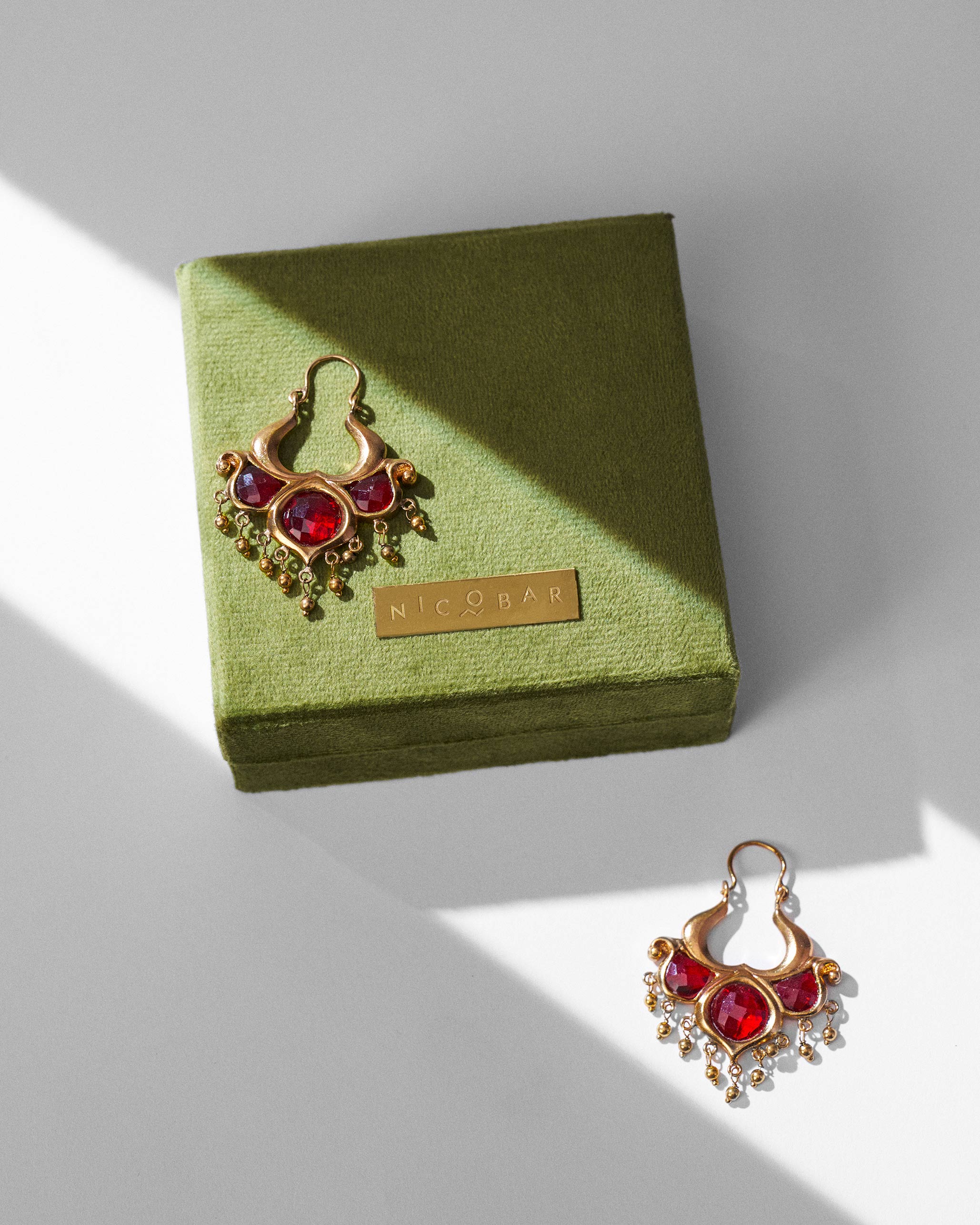Darbaar Balis - Gold - Image 4