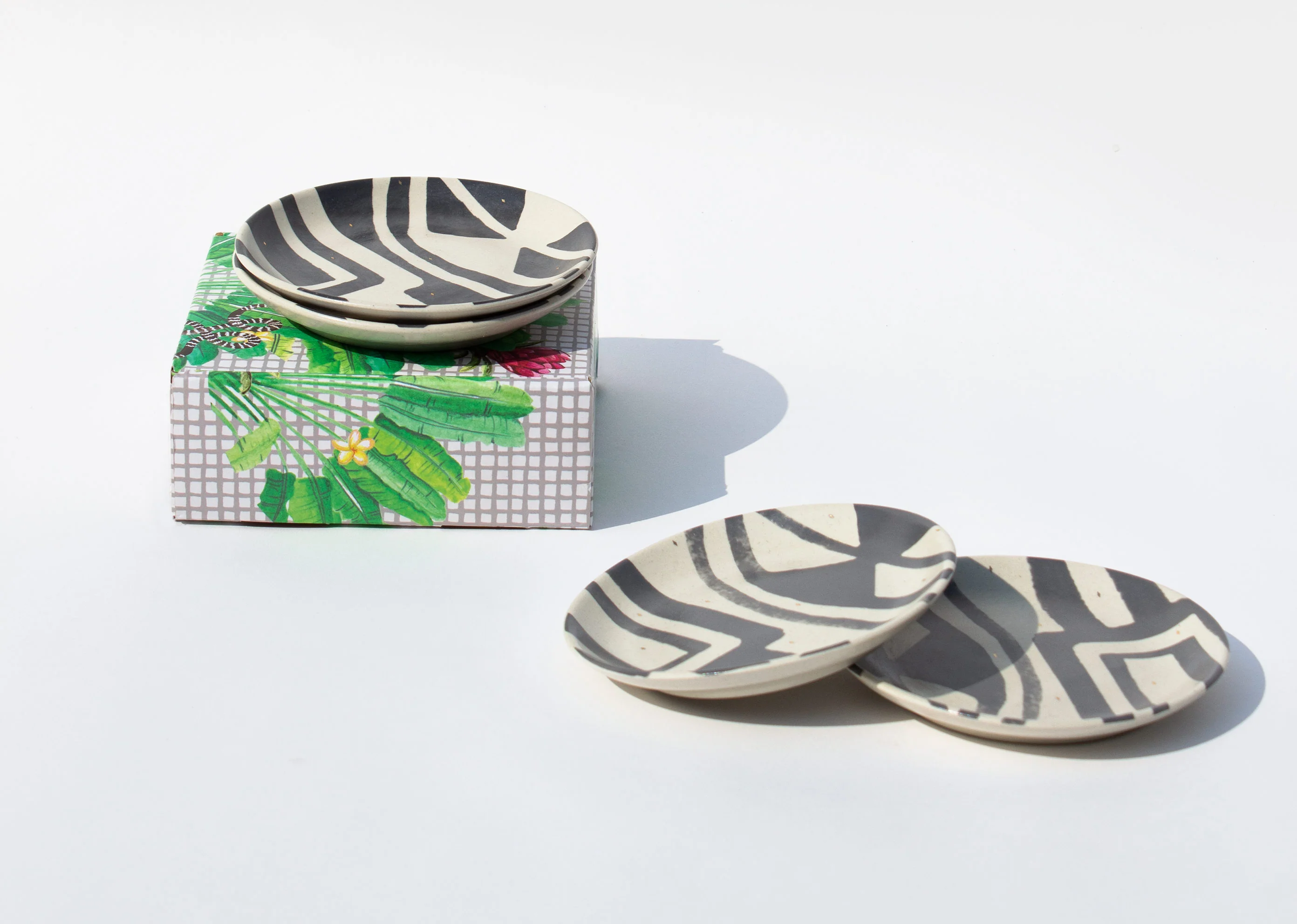 Deco Tea Plate (Set of 4) - Image 3