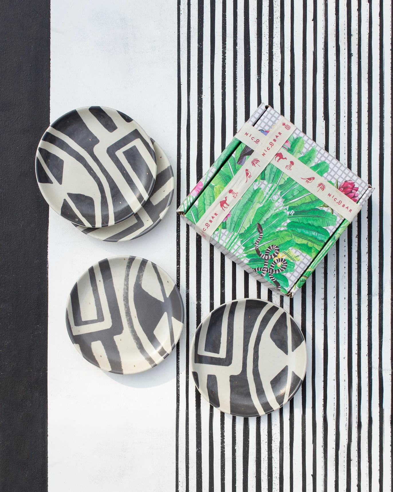 Deco Tea Plate (Set of 4) - Image 4