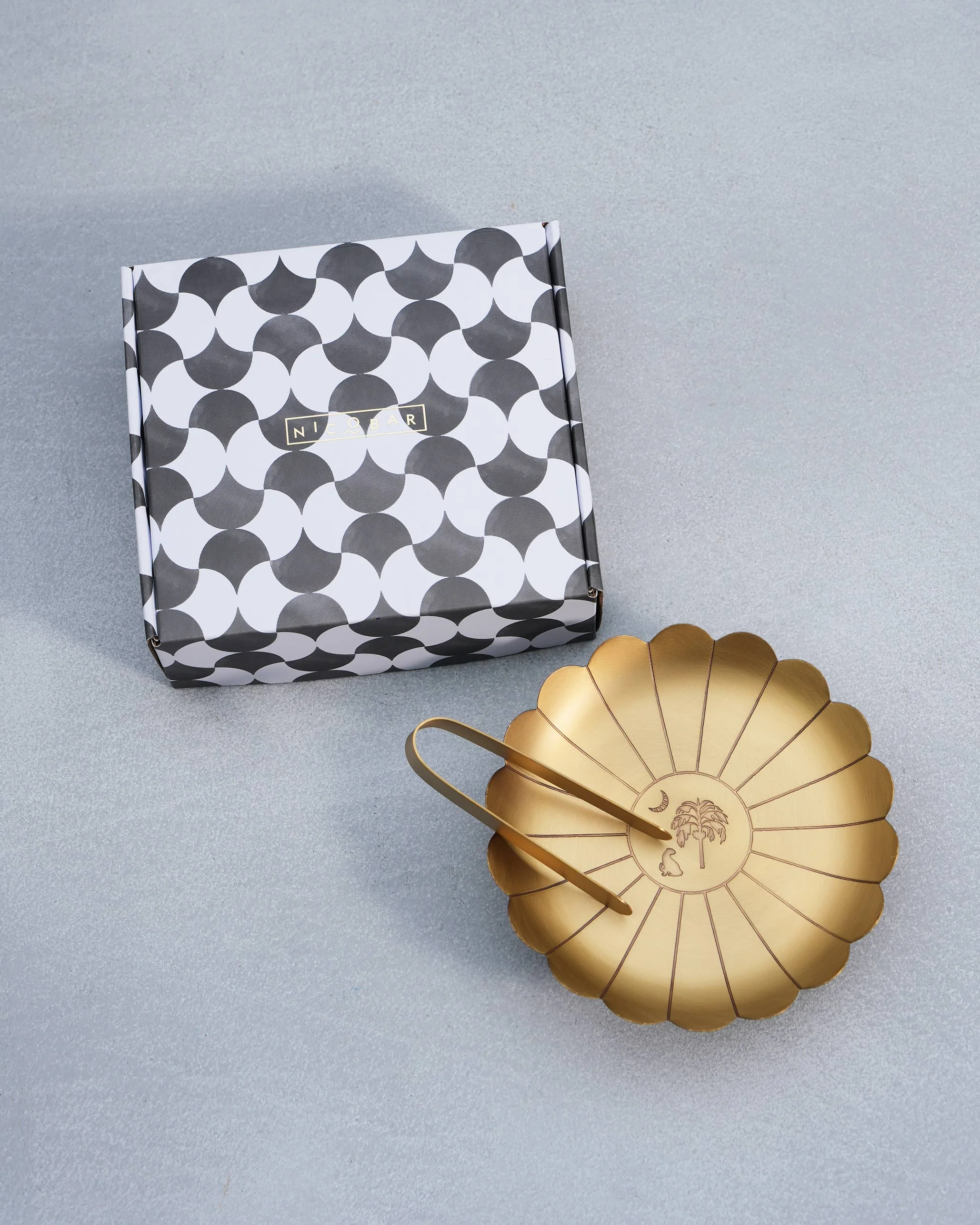 Desert Trail Platter with Tong - Image 7