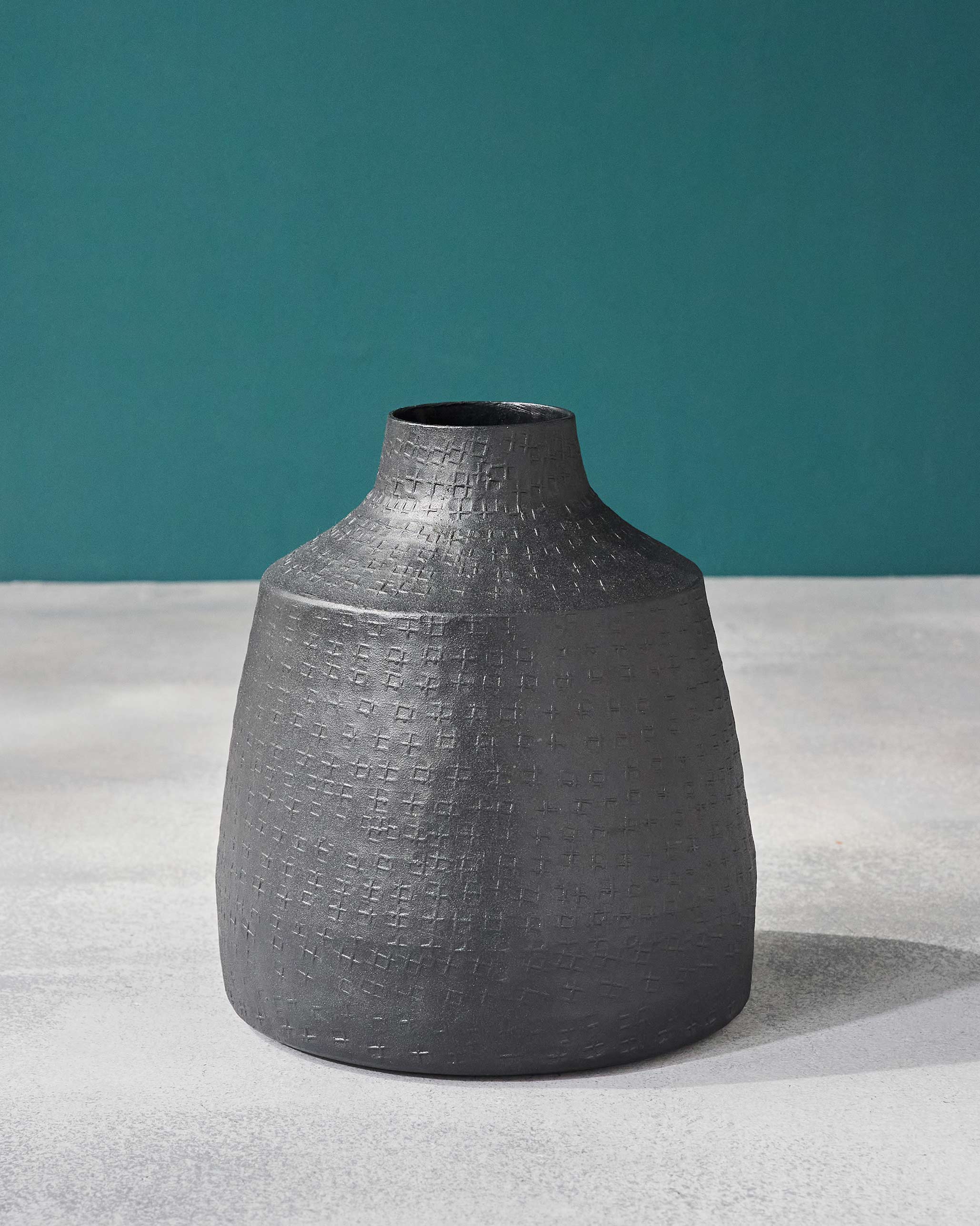 Dhaara Vase - TSSxNB - Image 2