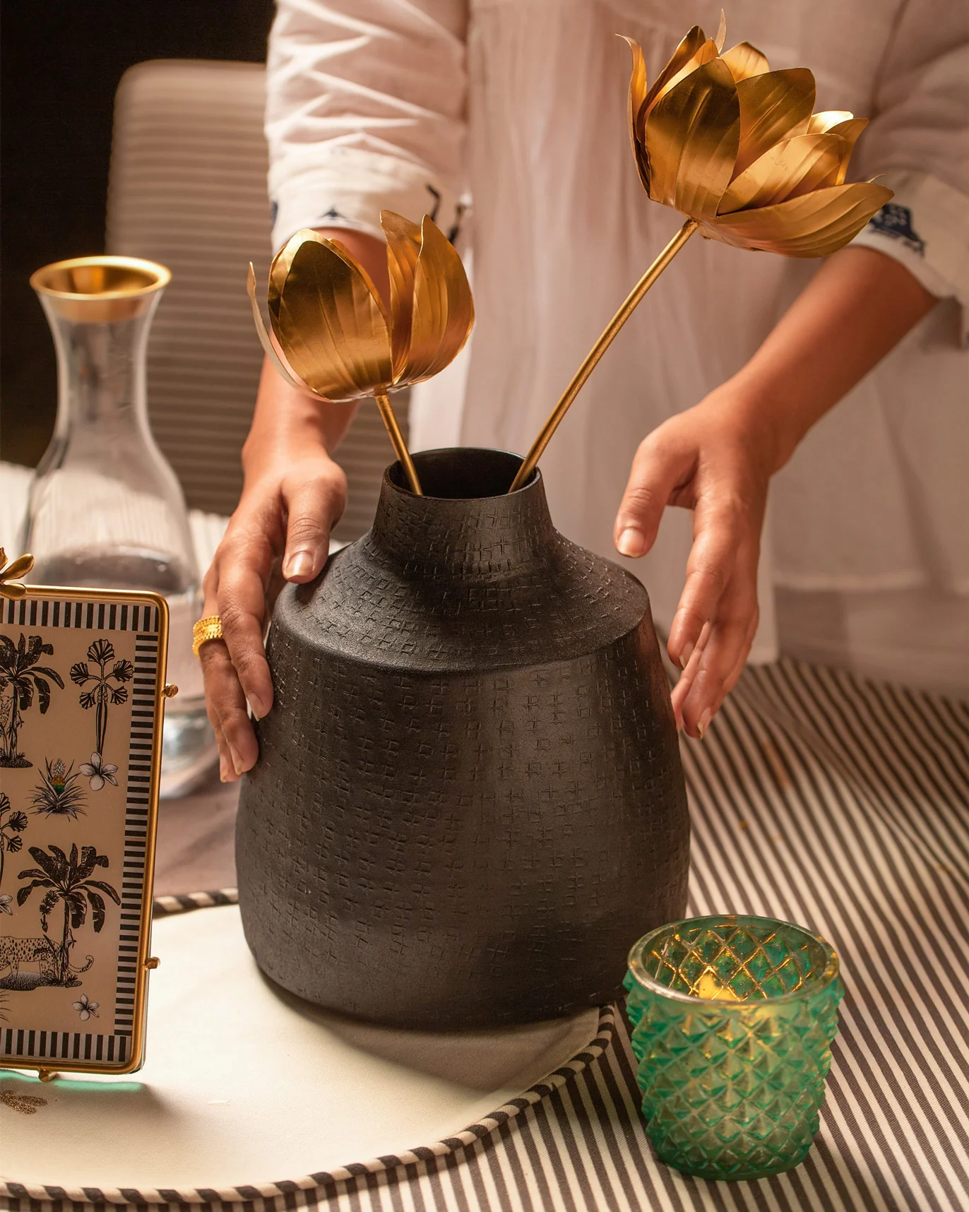 Dhaara Vase - TSSxNB - Image 4