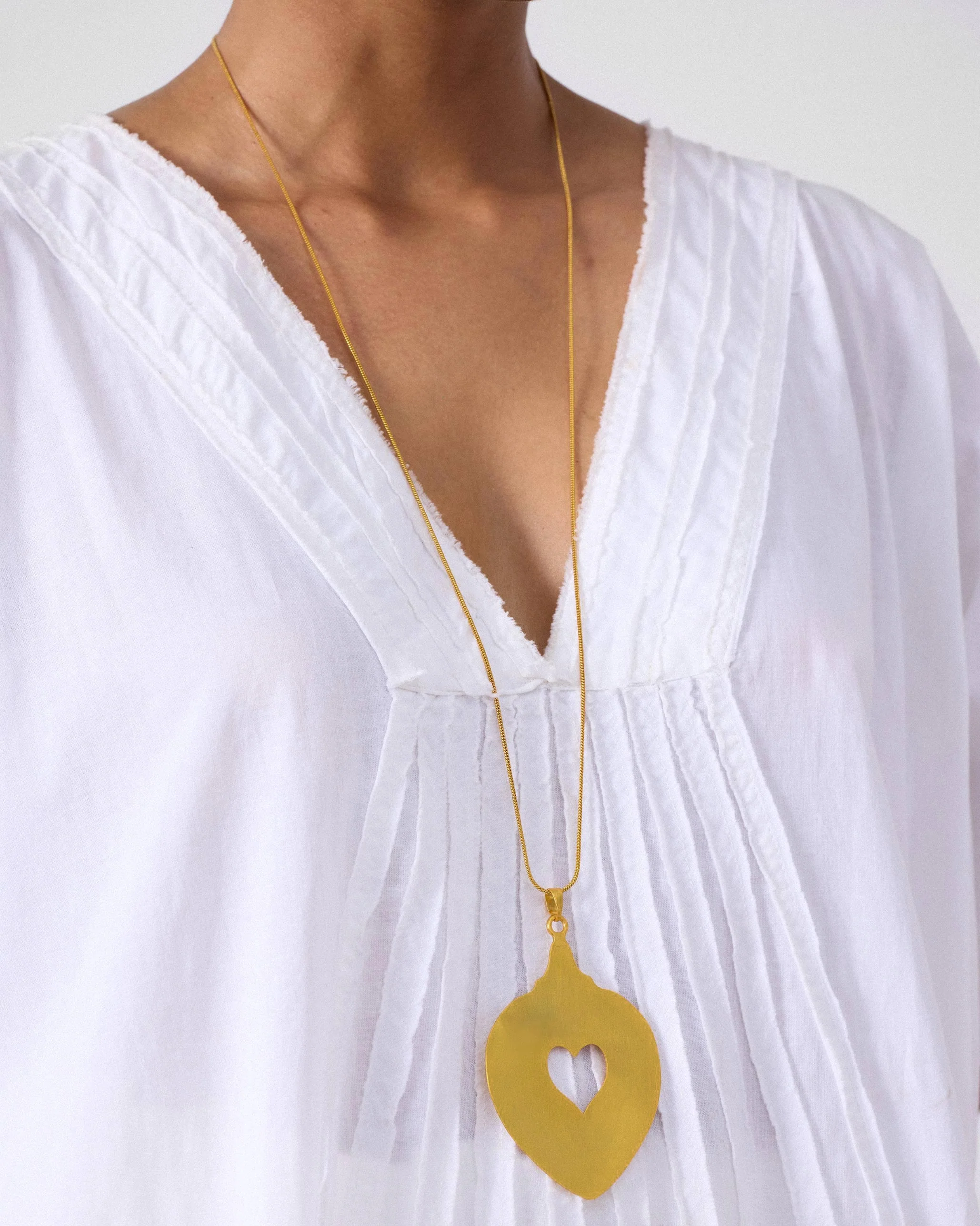 Dil Necklace - Gold - Image 2