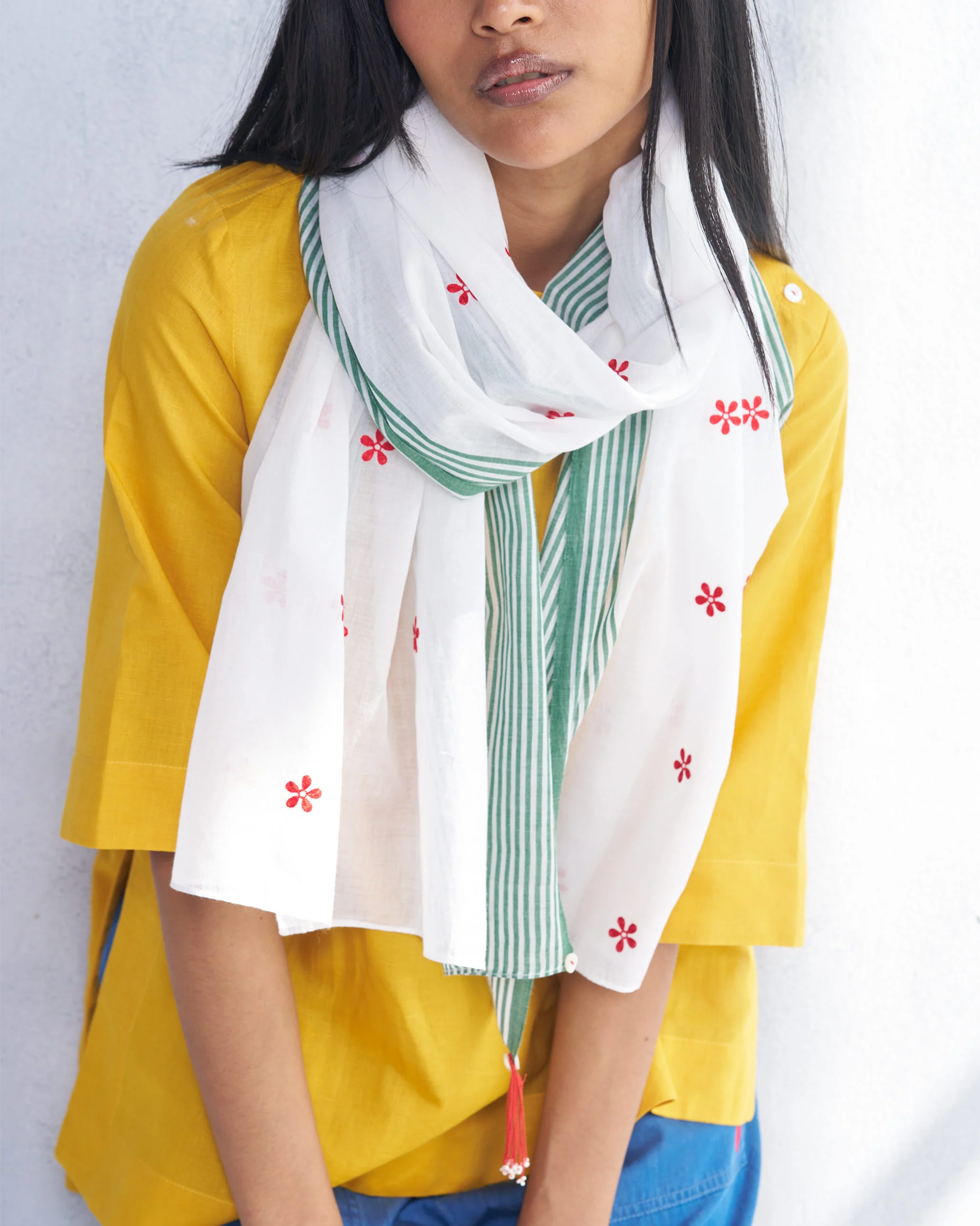 Dokai Scarf - White & Green - Image 2