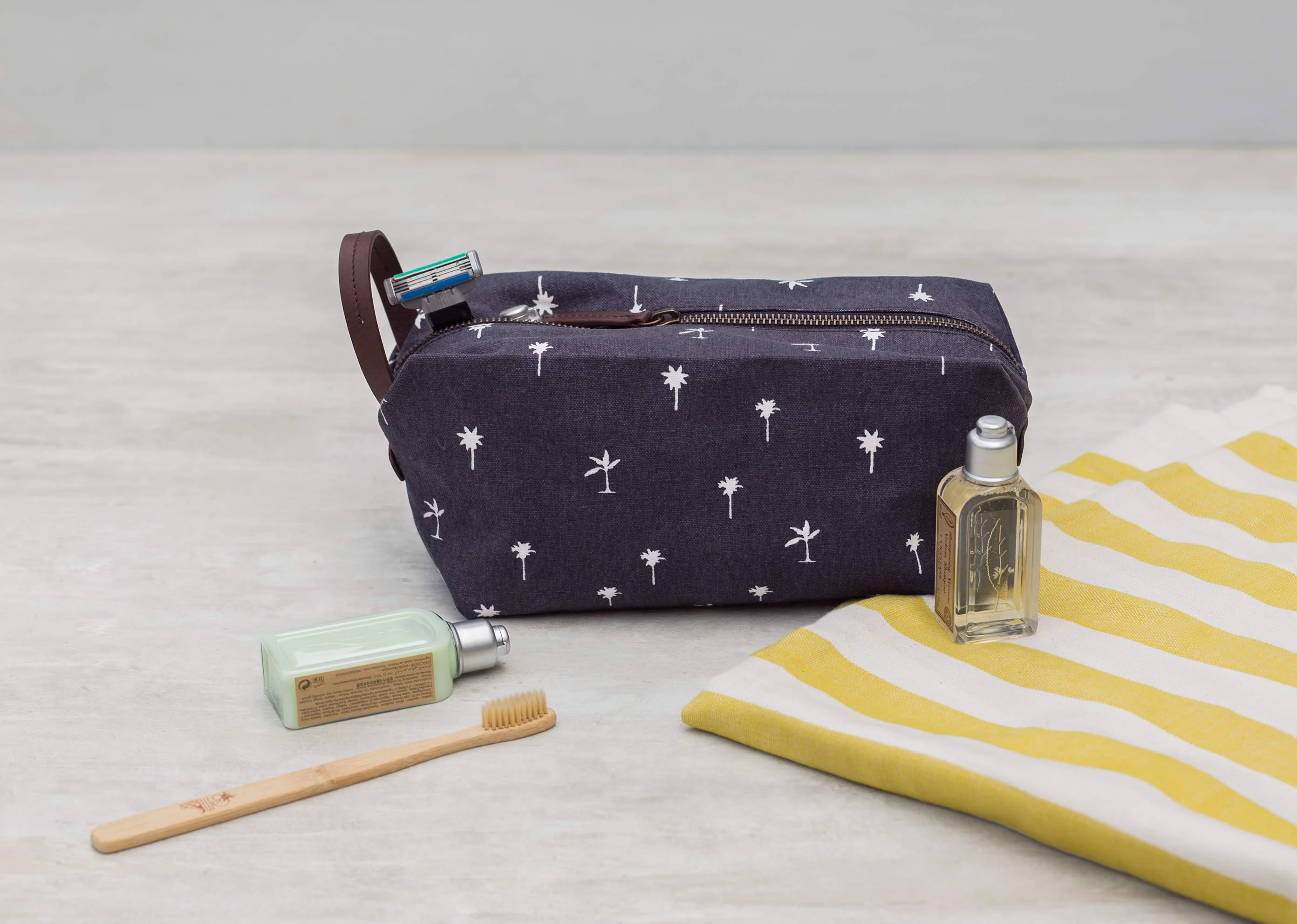 Dopp Kit - Navy - Image 3