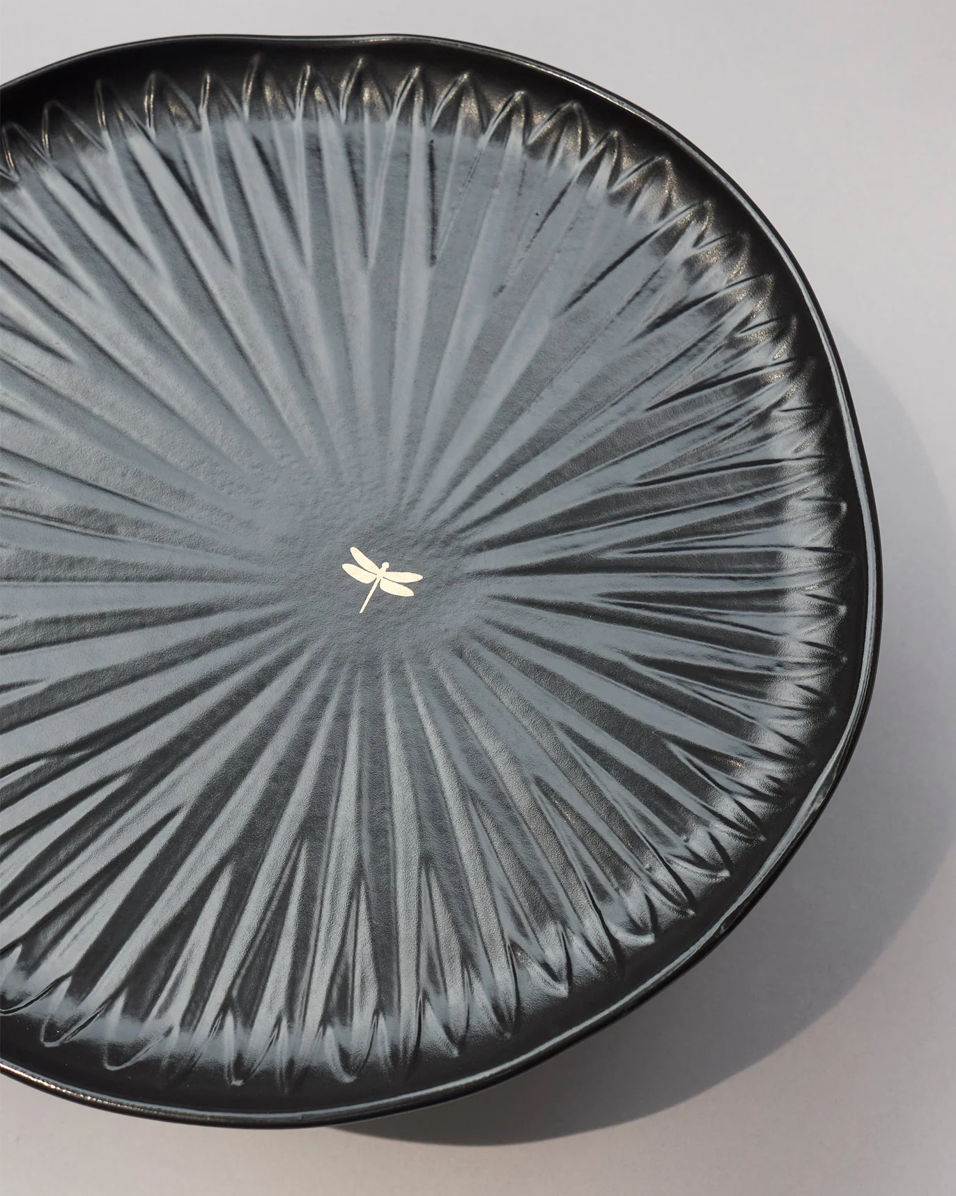 Dragonfly Cake Stand - Image 3