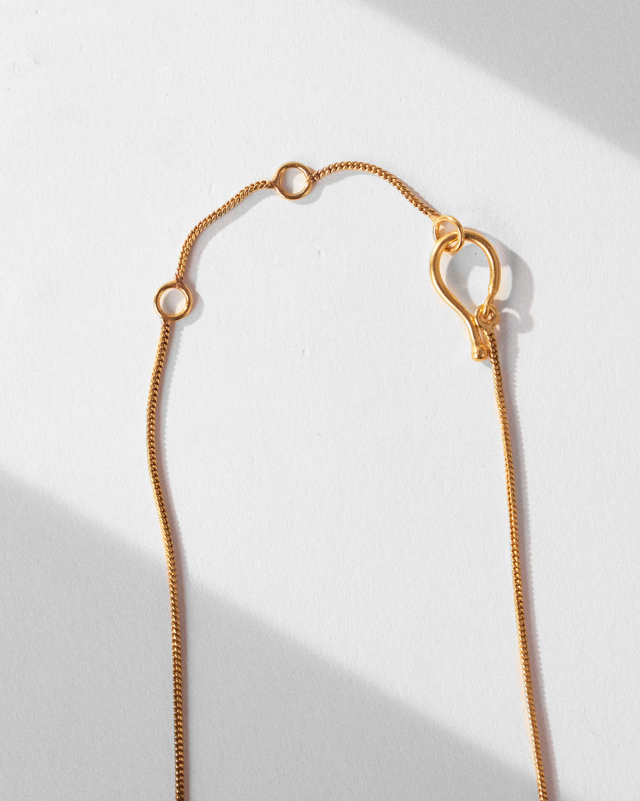 Dua Necklace - Gold - Image 3