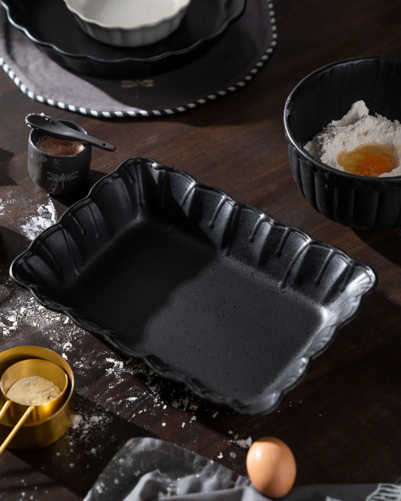 Dusk Rectangle Pie Dish - Image 4