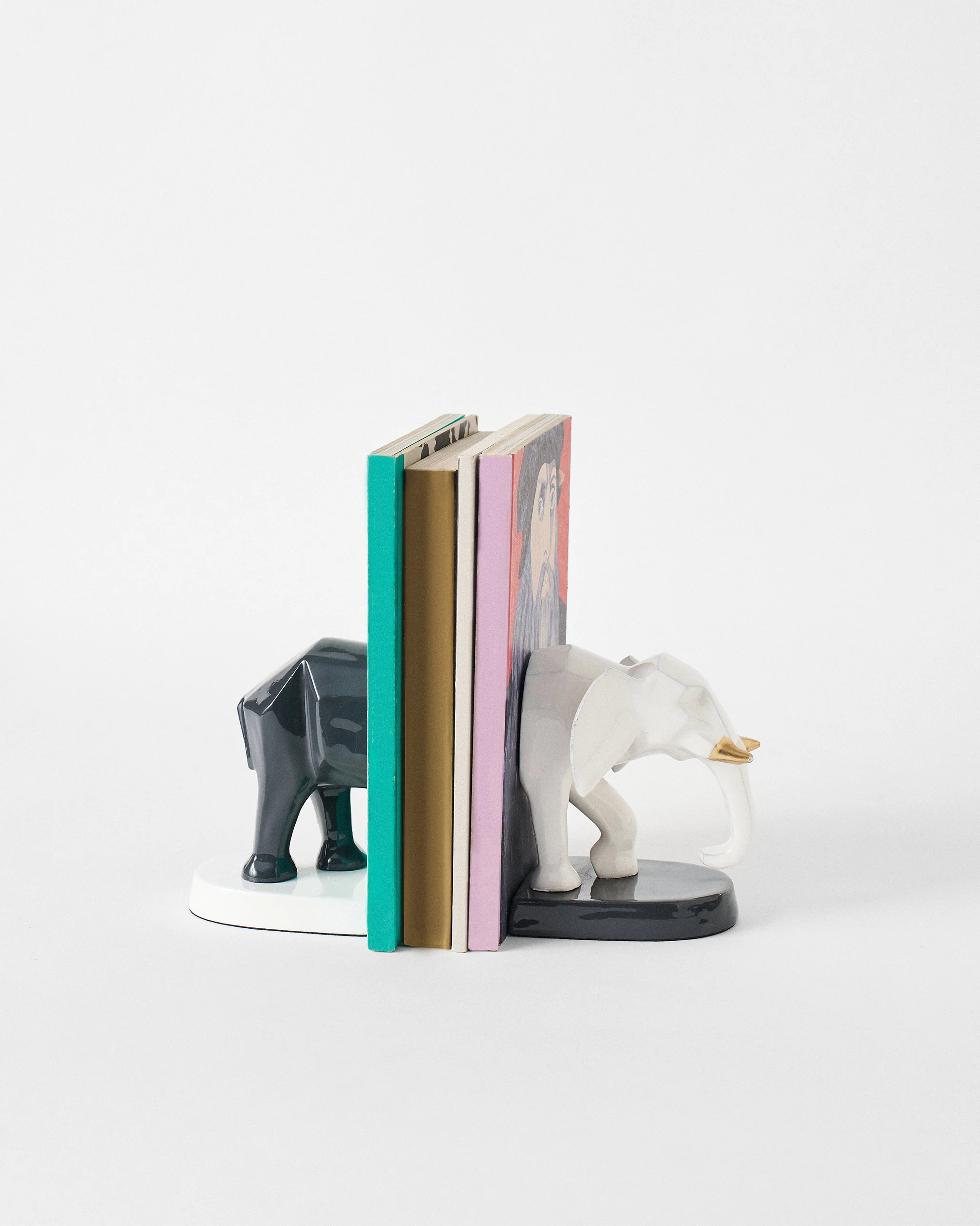 Ele Bookend - Image 6