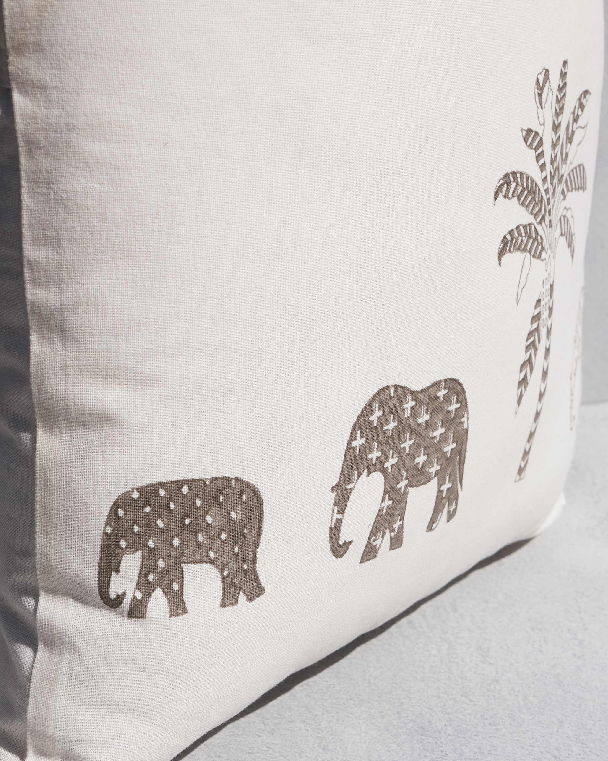 Ele Palm Cushion Cover - Image 2