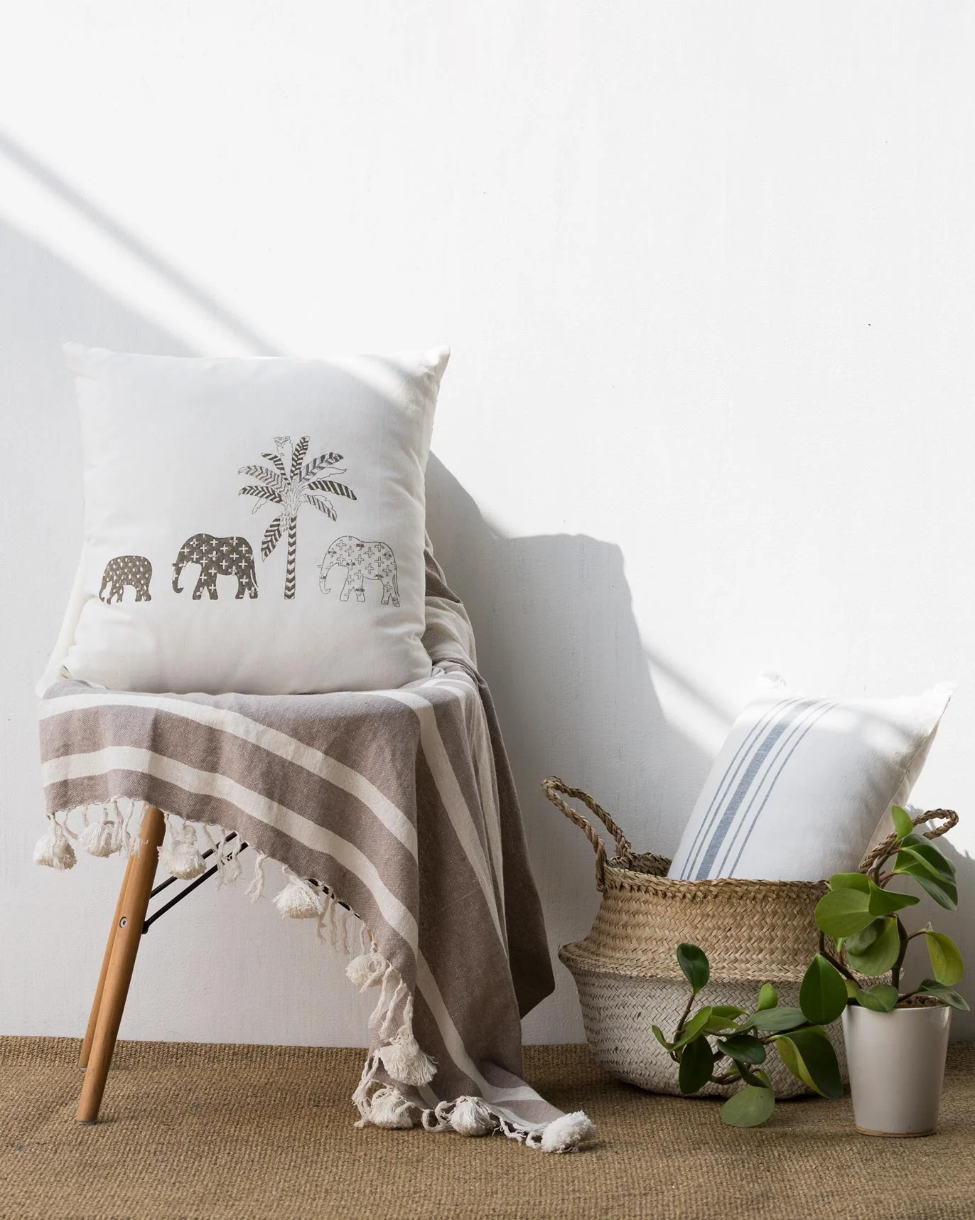 Ele Cushion Cover - Image 5