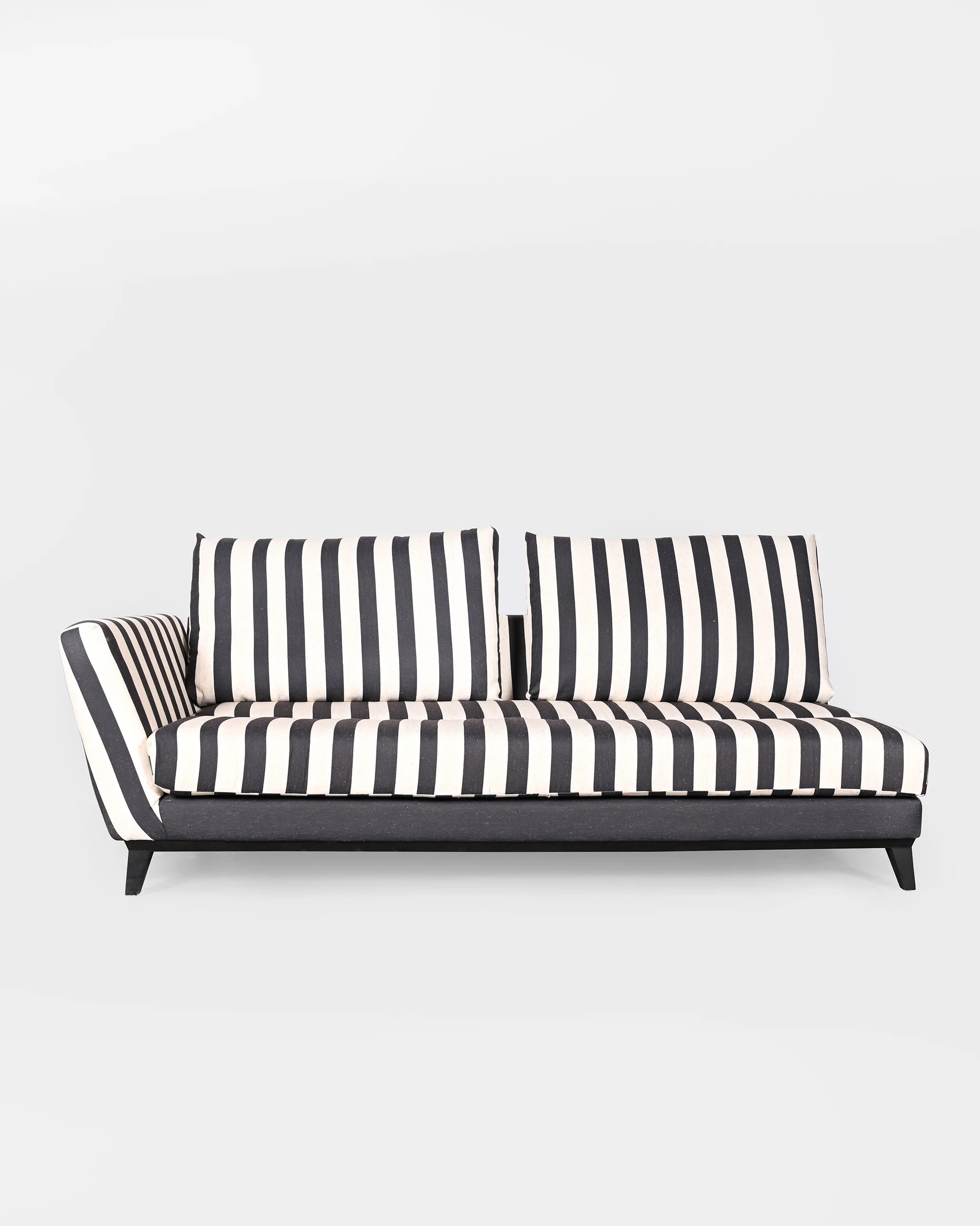 Ele Grove Sectional Sofa - Charcoal - Image 3