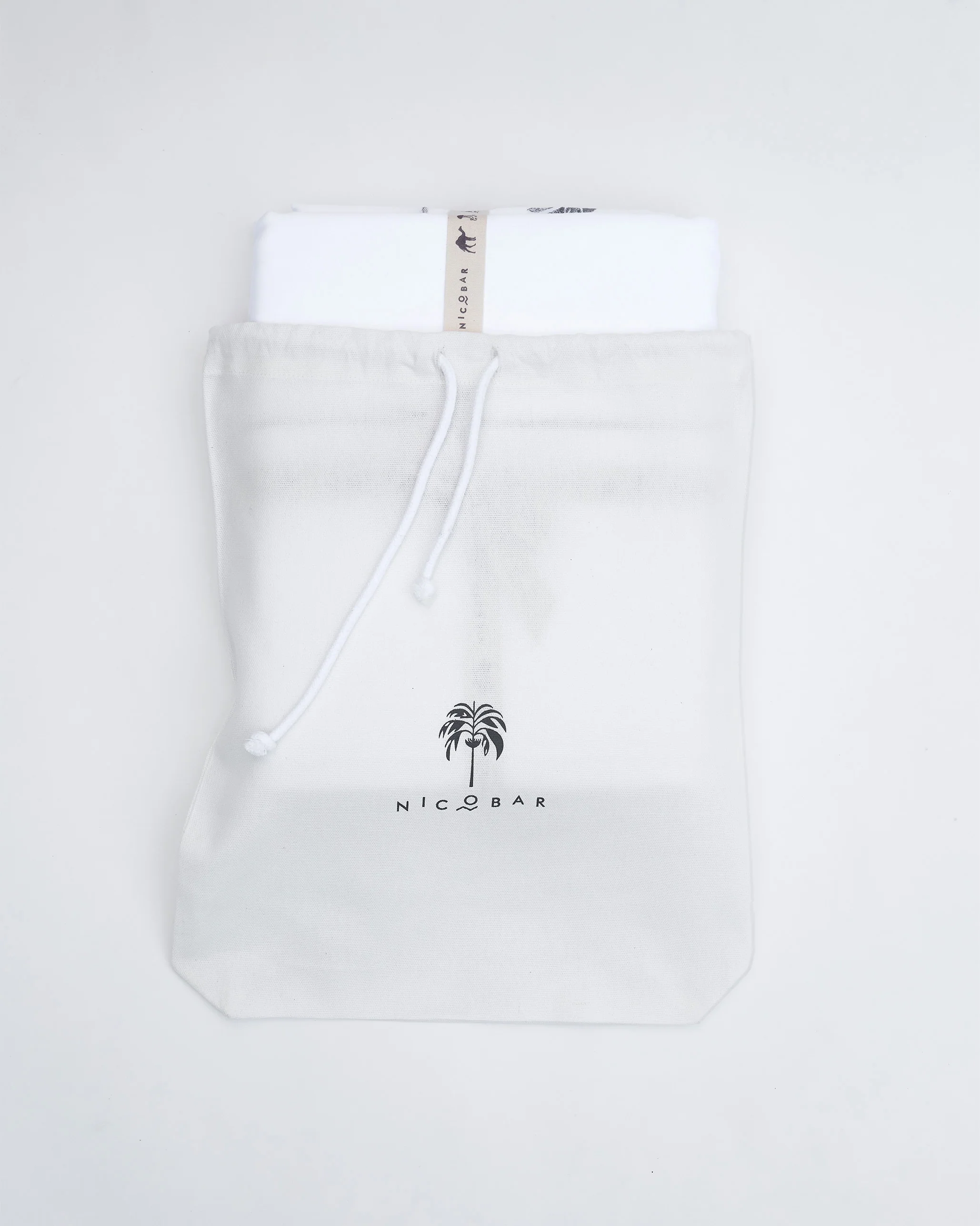 Ele Palm Bedsheet King with Pillow Case Set - Image 3