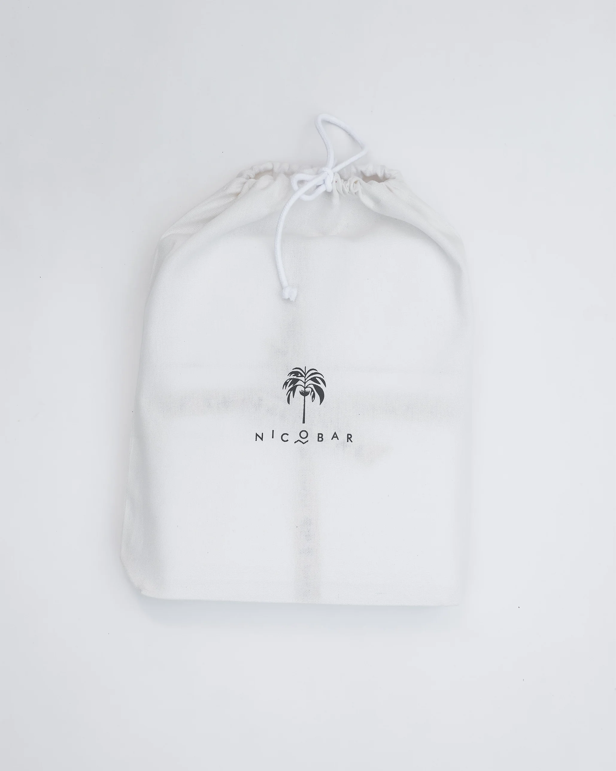 Ele Palm Bedsheet Queen with Pillow Case Set - Image 4