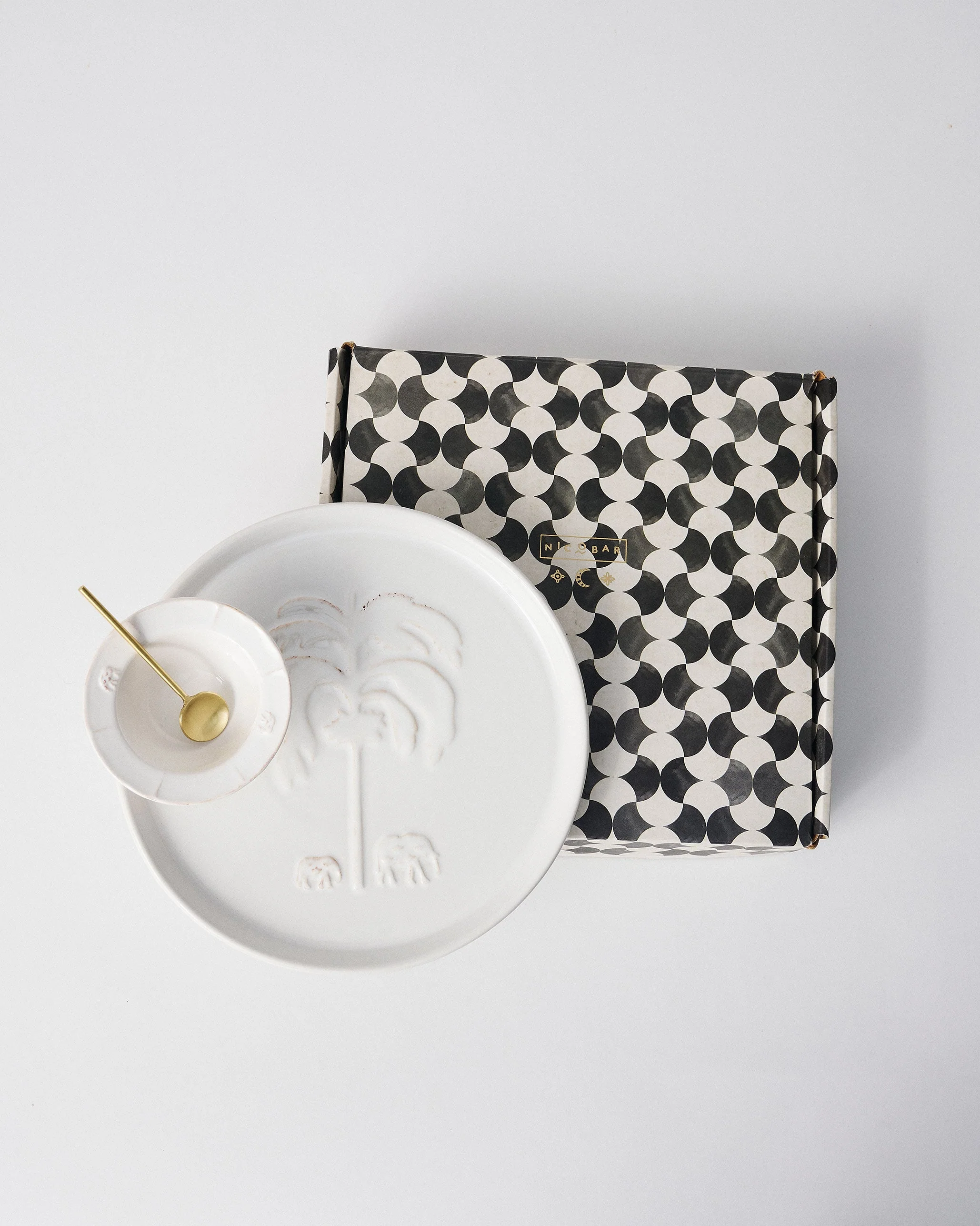 Ele Palm Chip & Dip Platter - Image 5