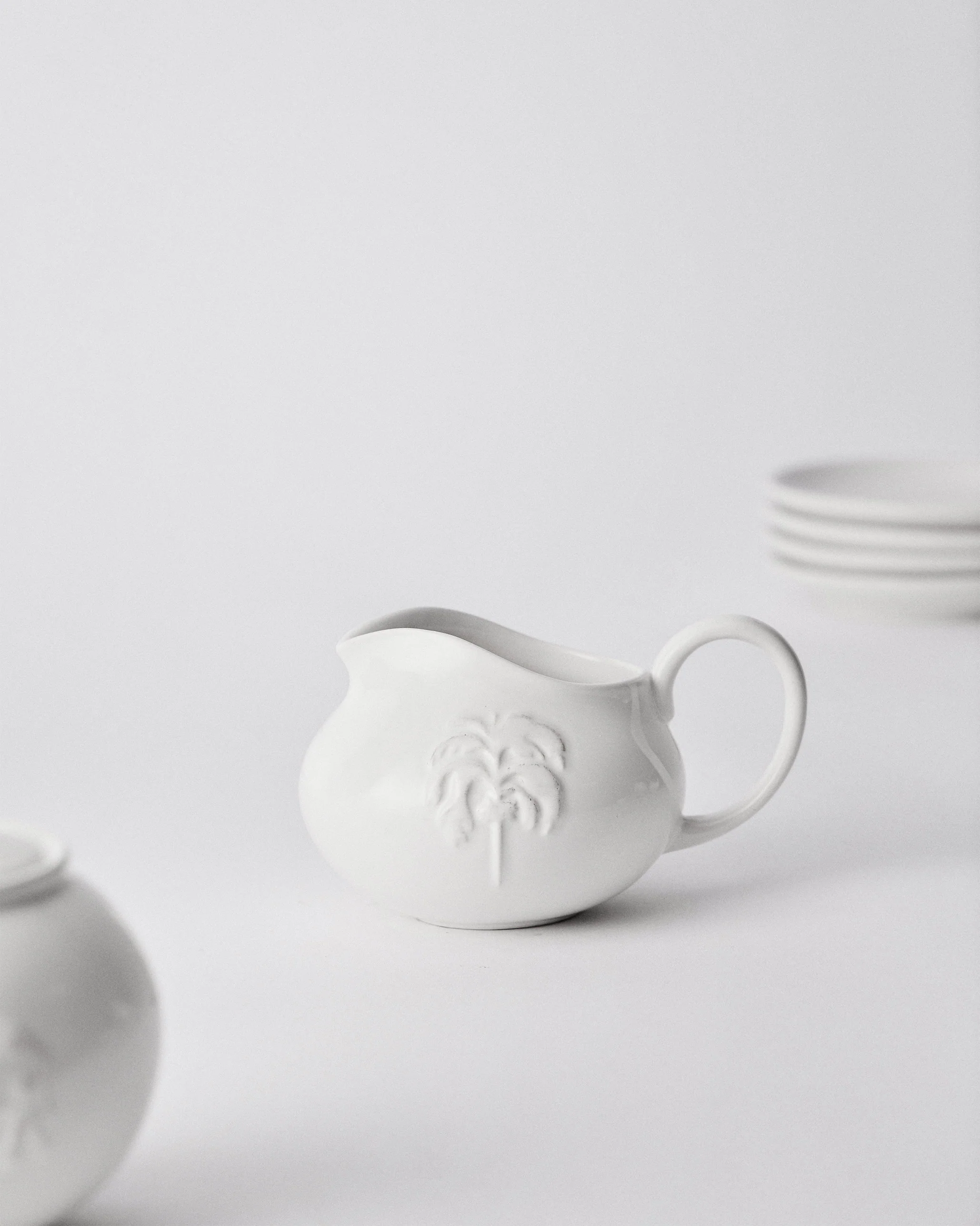 Ele Palm Creamer - Image 2