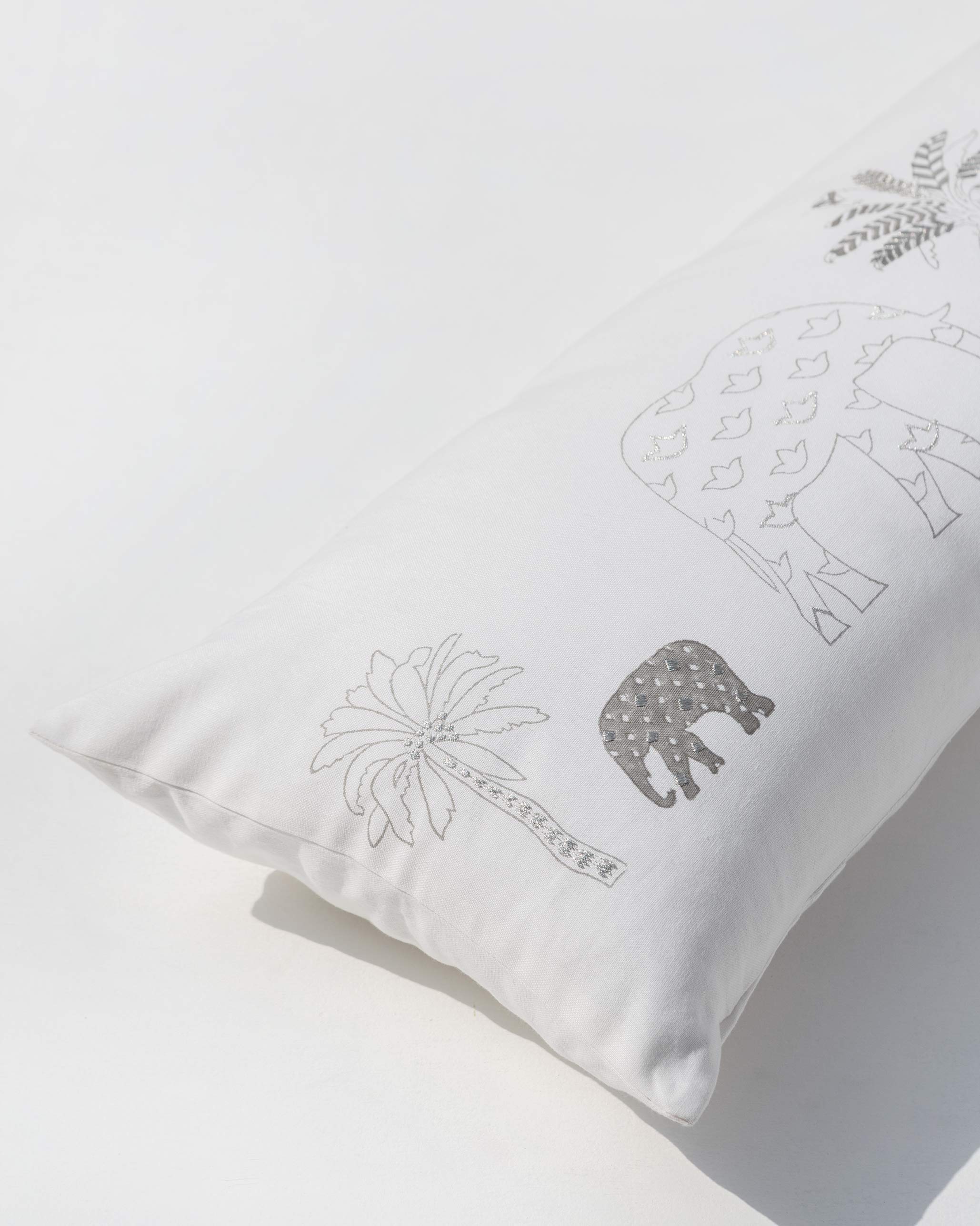 Ele Palm Pillow Cover - Image 4