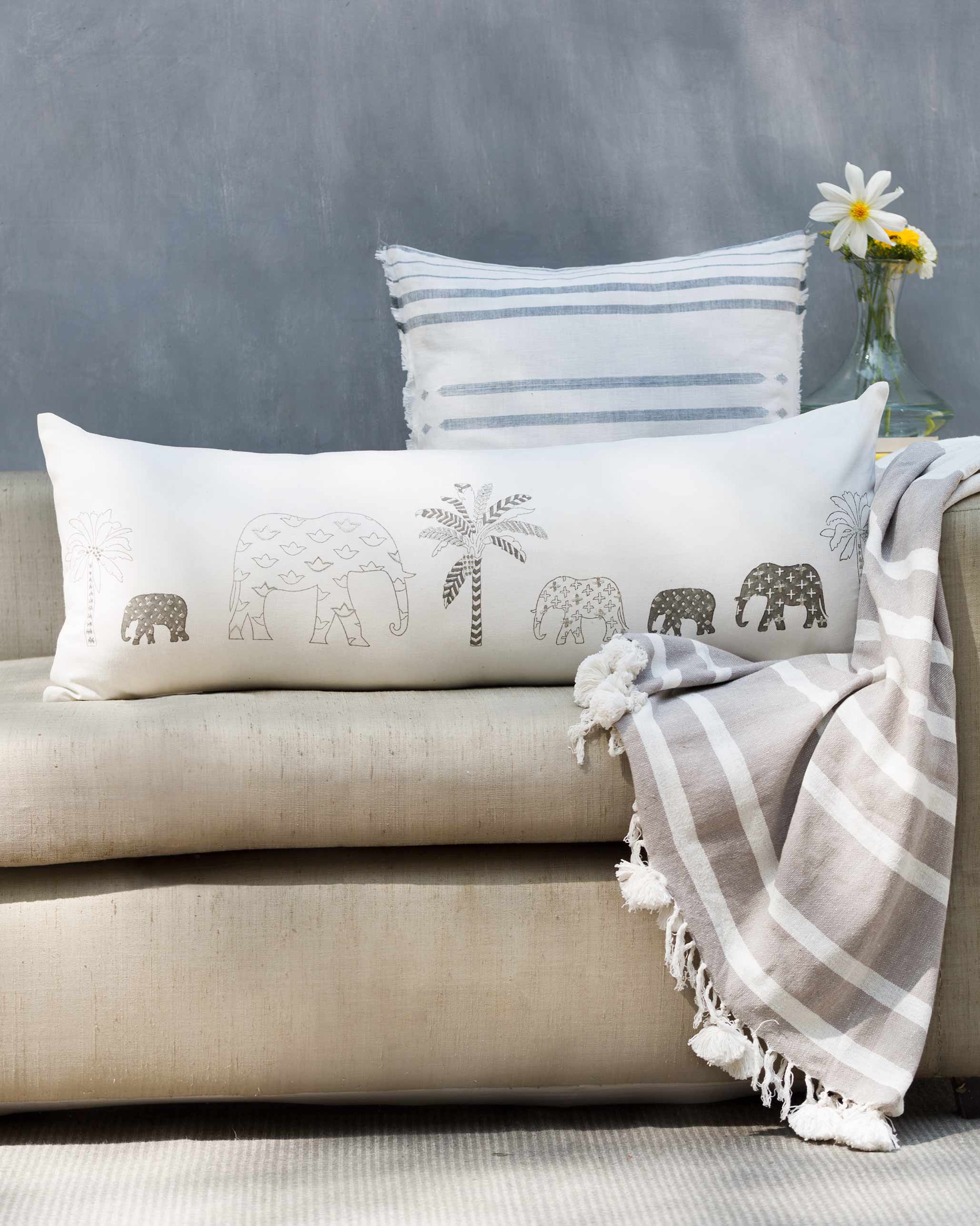 Ele Palm Pillow Cover - Image 5