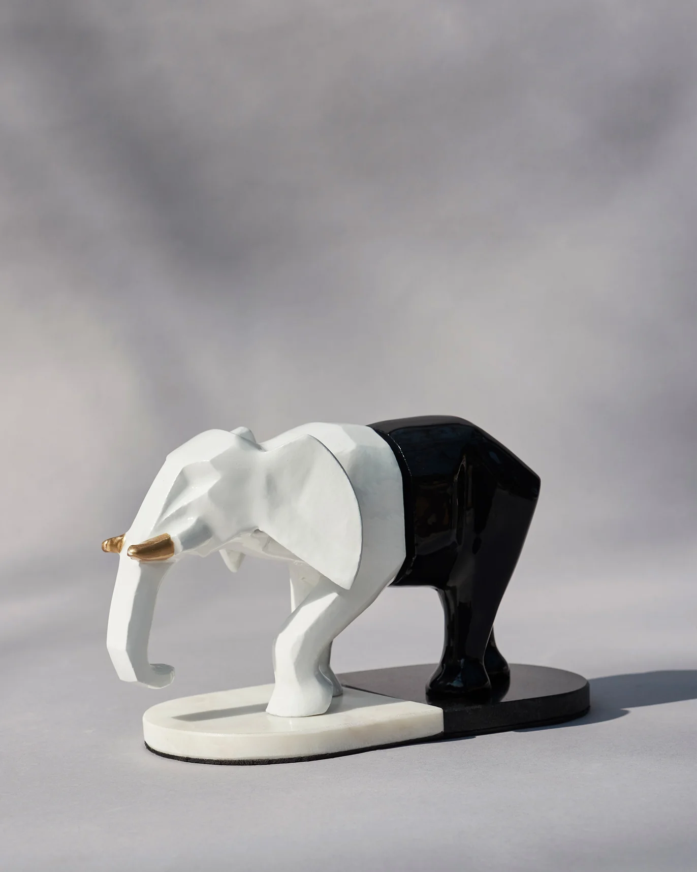 Elephant Bookends - Image 4