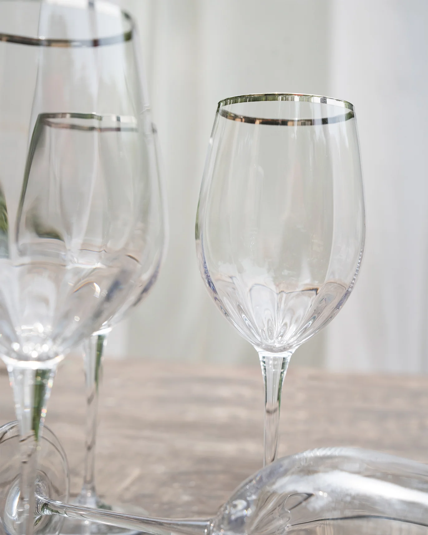 Estrella White Wine Glass (Set of 4) - Image 3