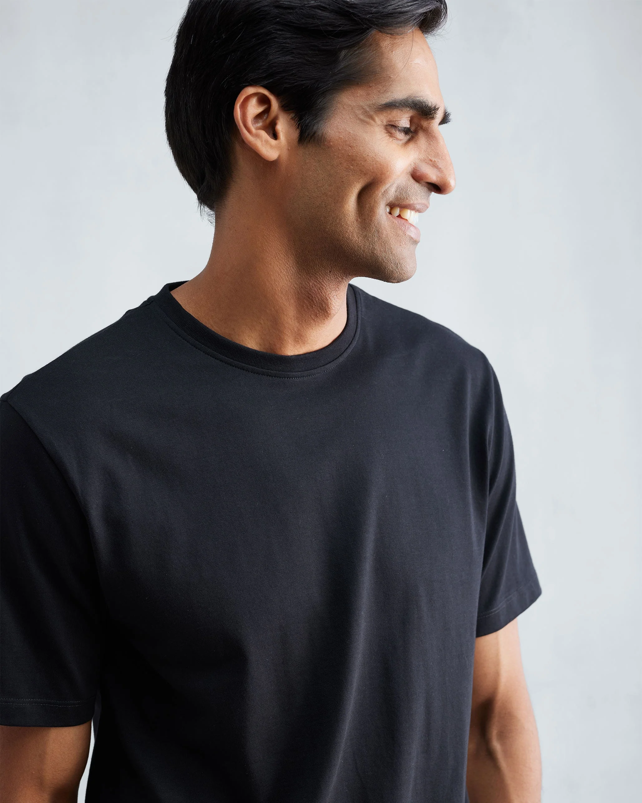 Everyday Essentials T-Shirt Set (Black & White) - Image 7