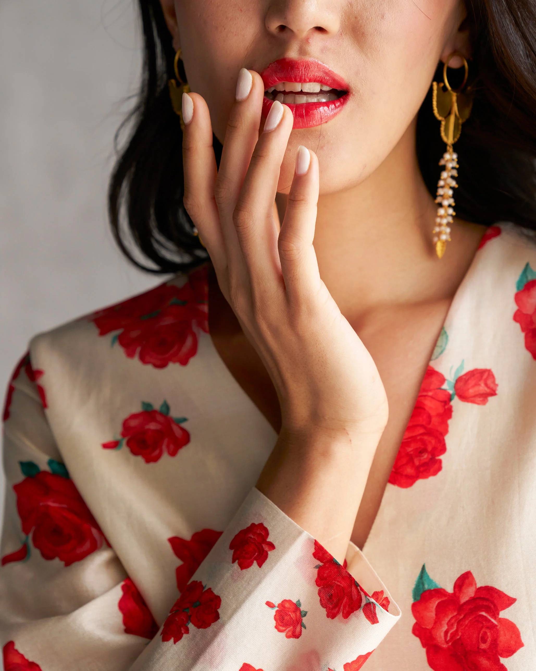 Flared V-Neck Kurta - Ivory & Red - Image 3