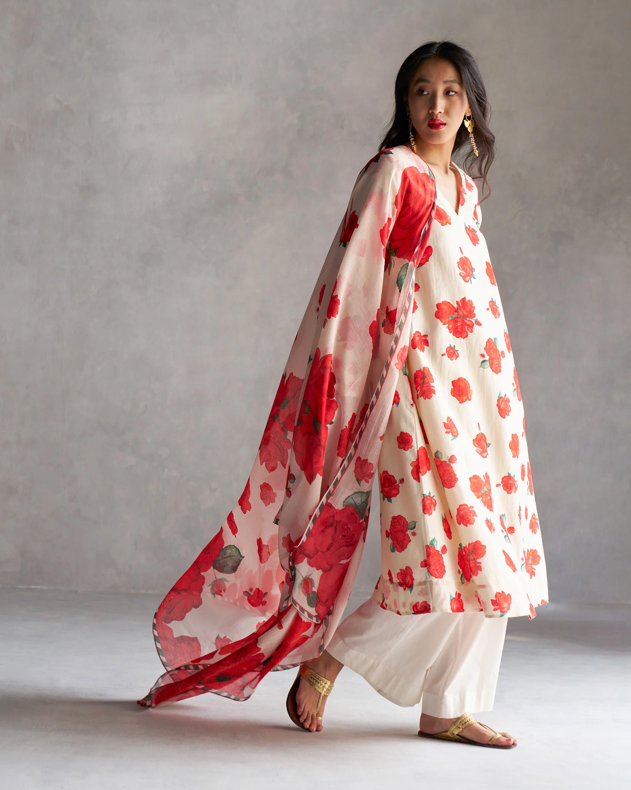 Flared V-Neck Kurta - Ivory & Red - Image 6