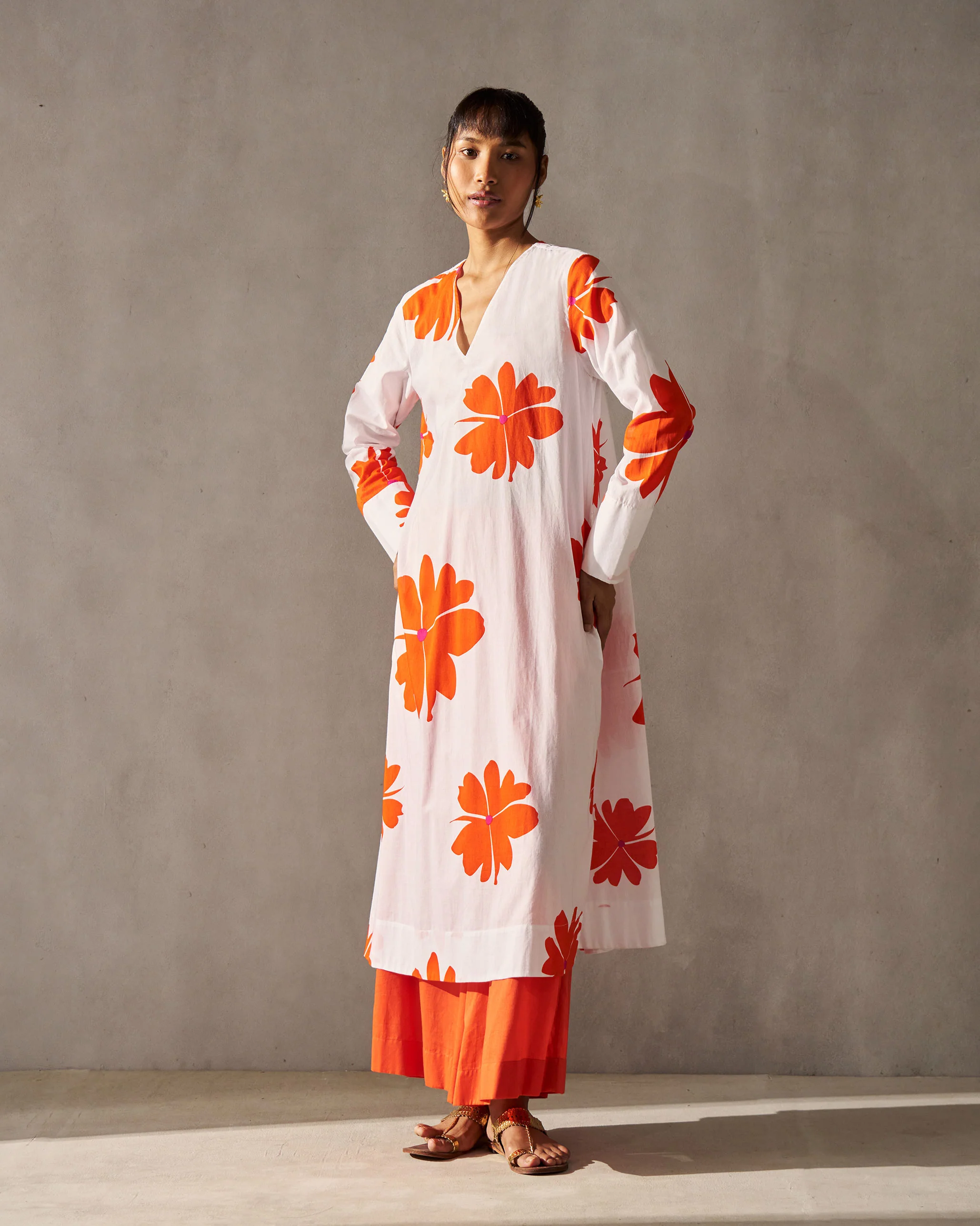 Flared V-neck Kurta - White & Orange - Image 2