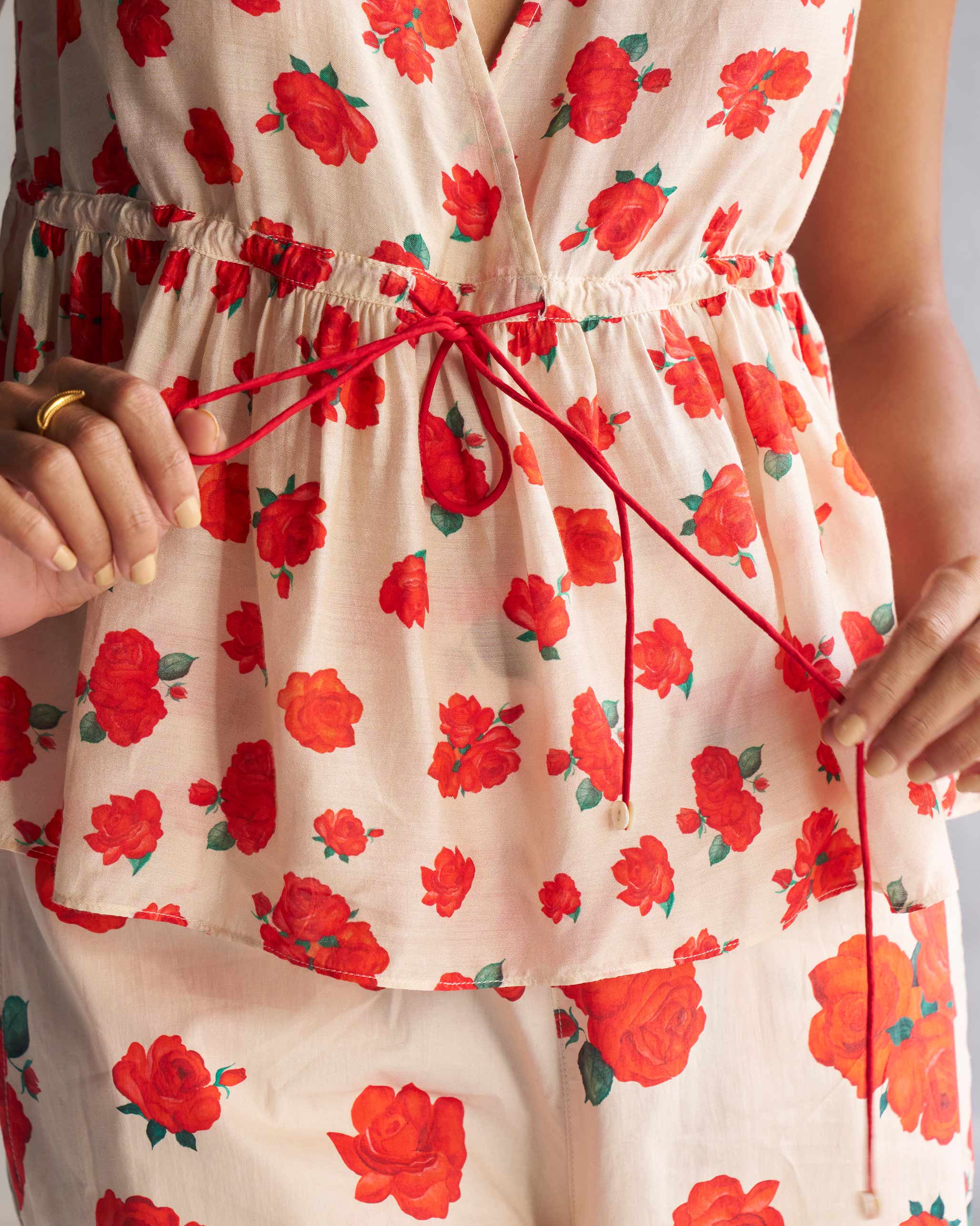 Floret Top - Ivory & Red - Image 3