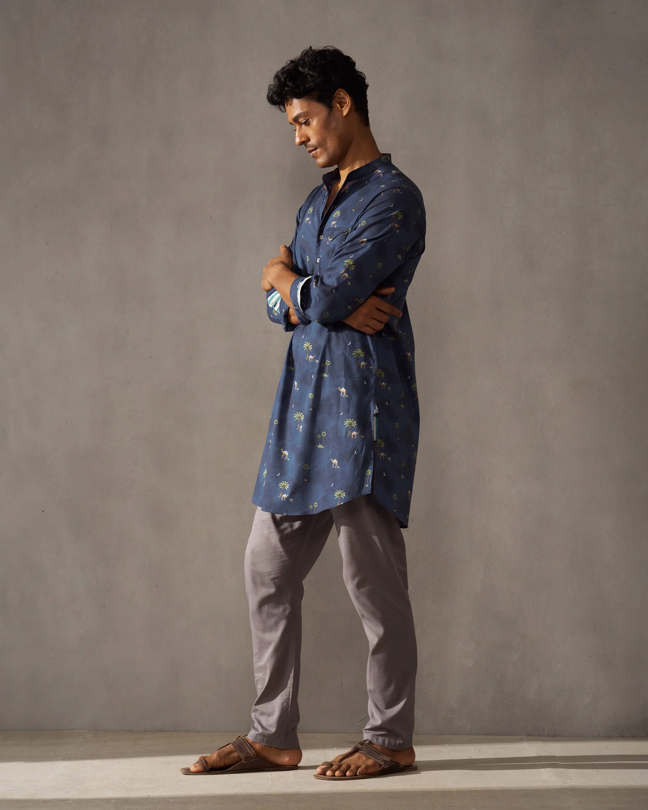 Fort Kurta - Dark Navy Print - Image 3
