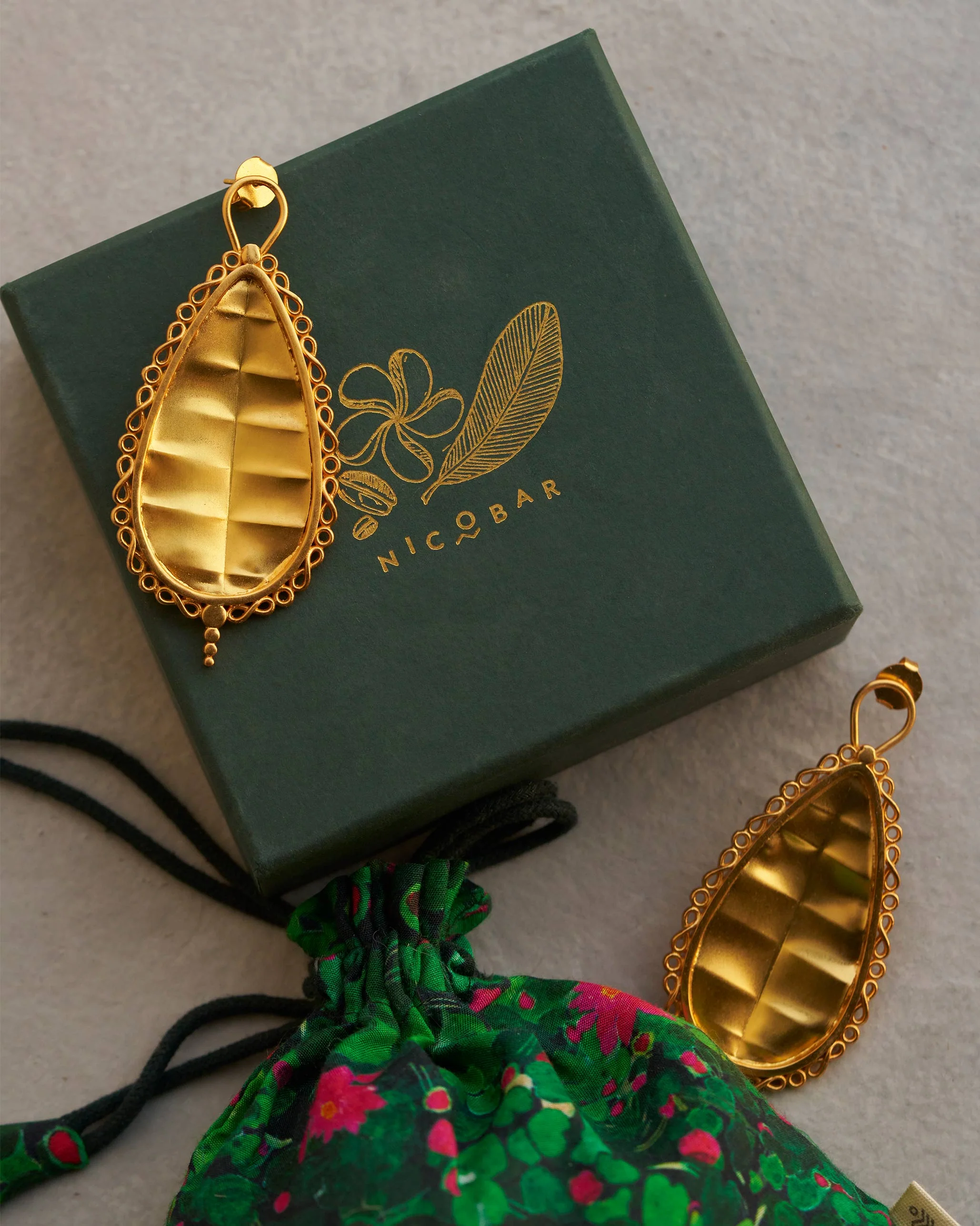 Frangi Leaf Earrings - Gold - Image 2