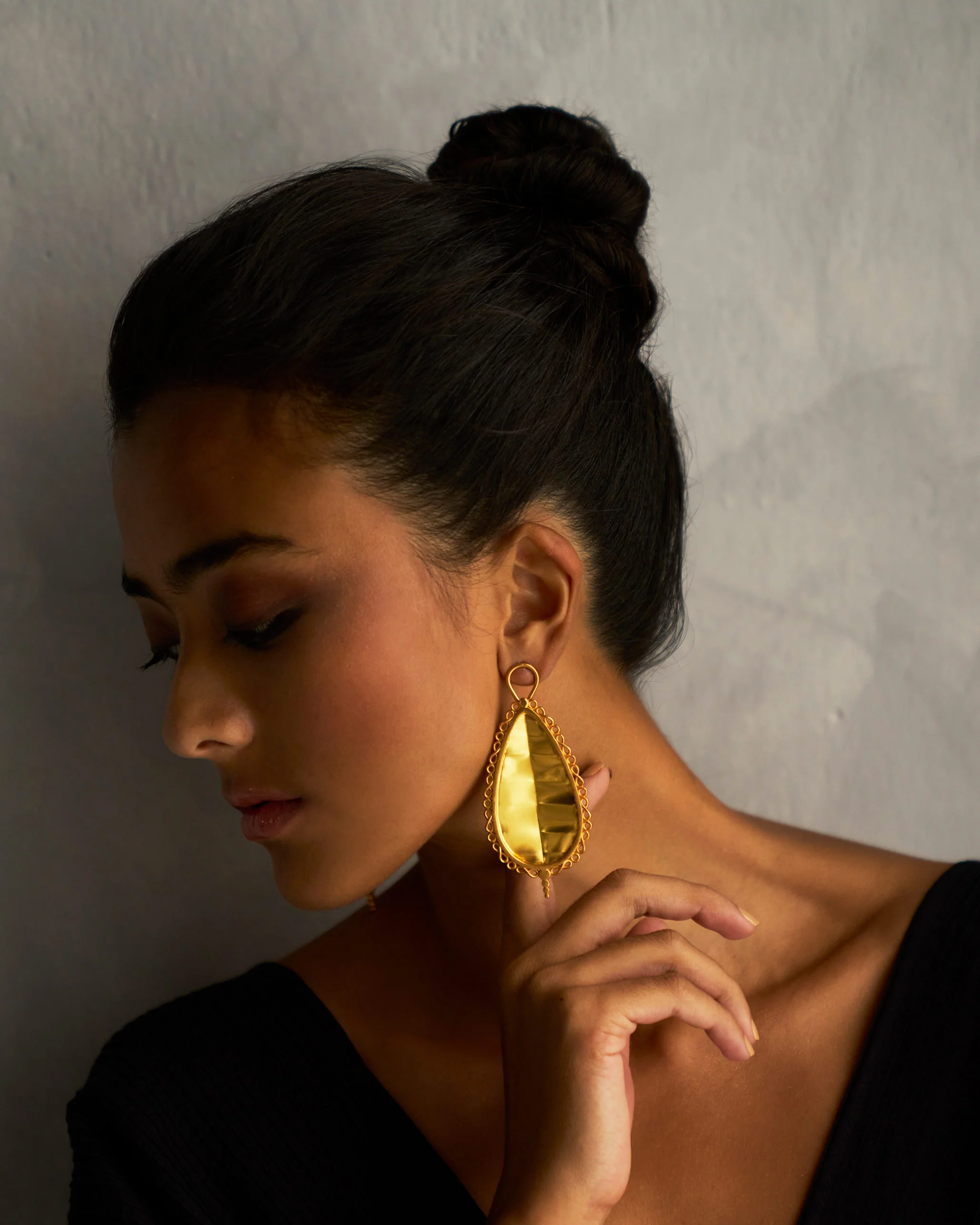 Frangi Leaf Earrings - Gold - Image 3