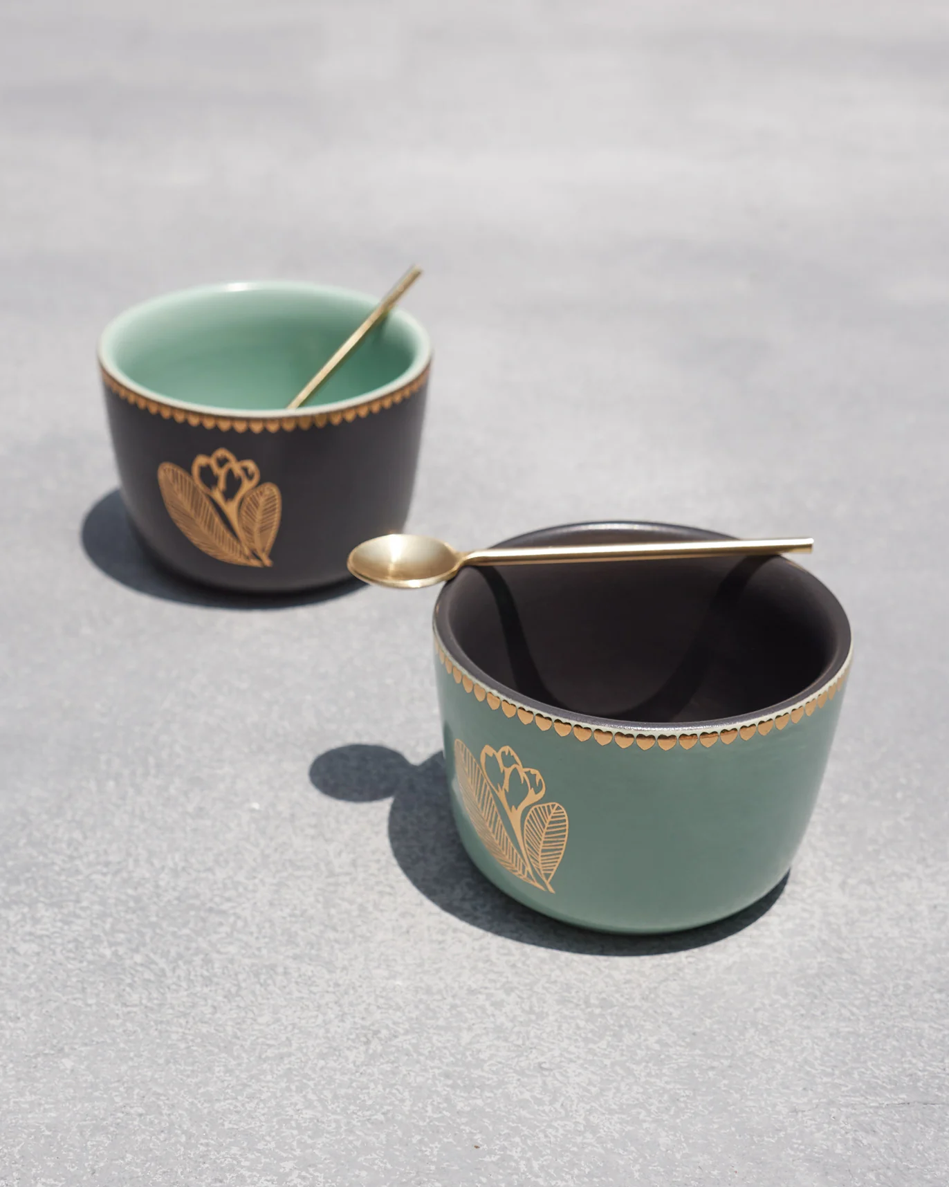 Frangipani Bowls with Spoons (Set of 2) - Image 4