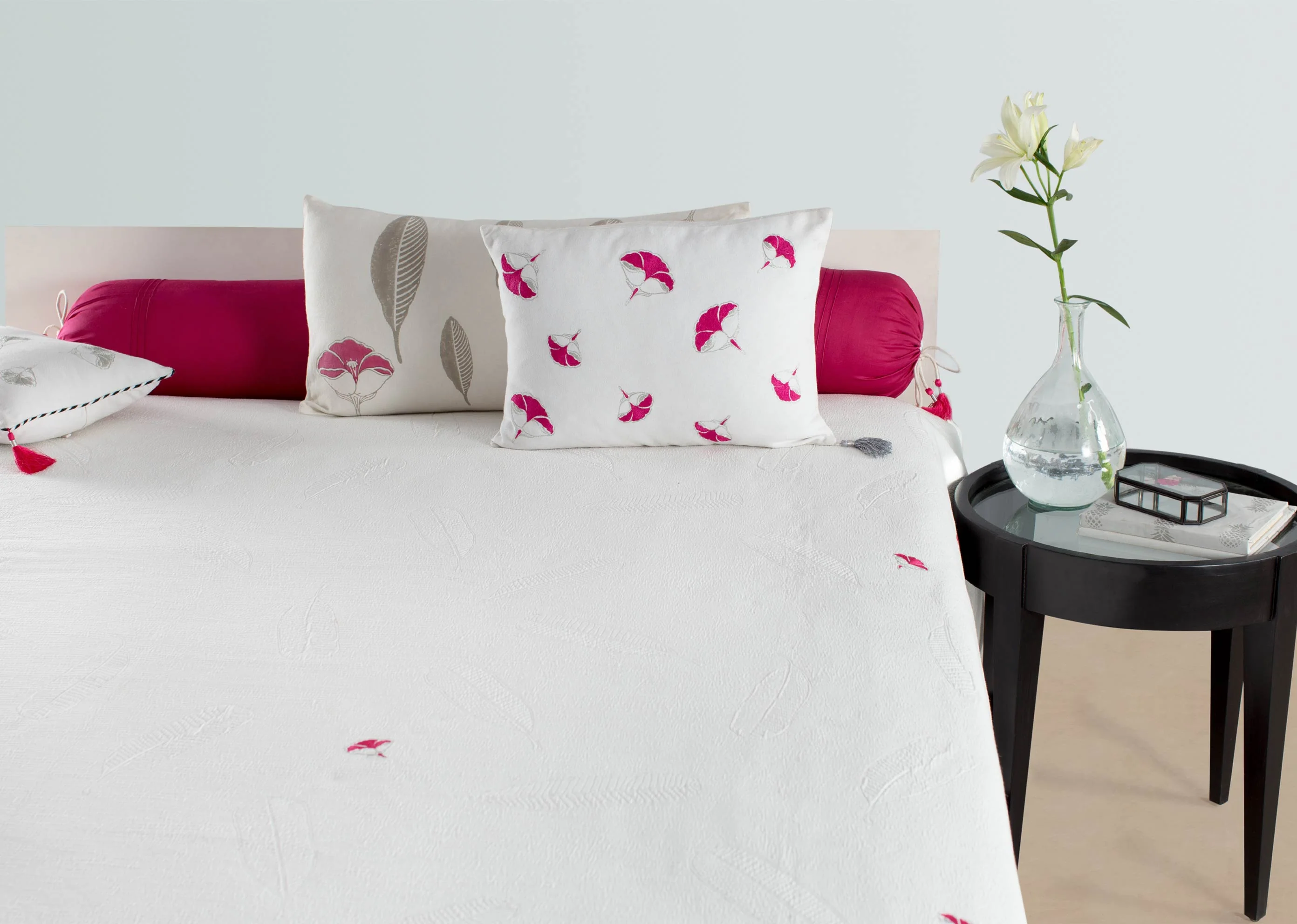 Frangipani Foliage Cushion Cover - Image 3
