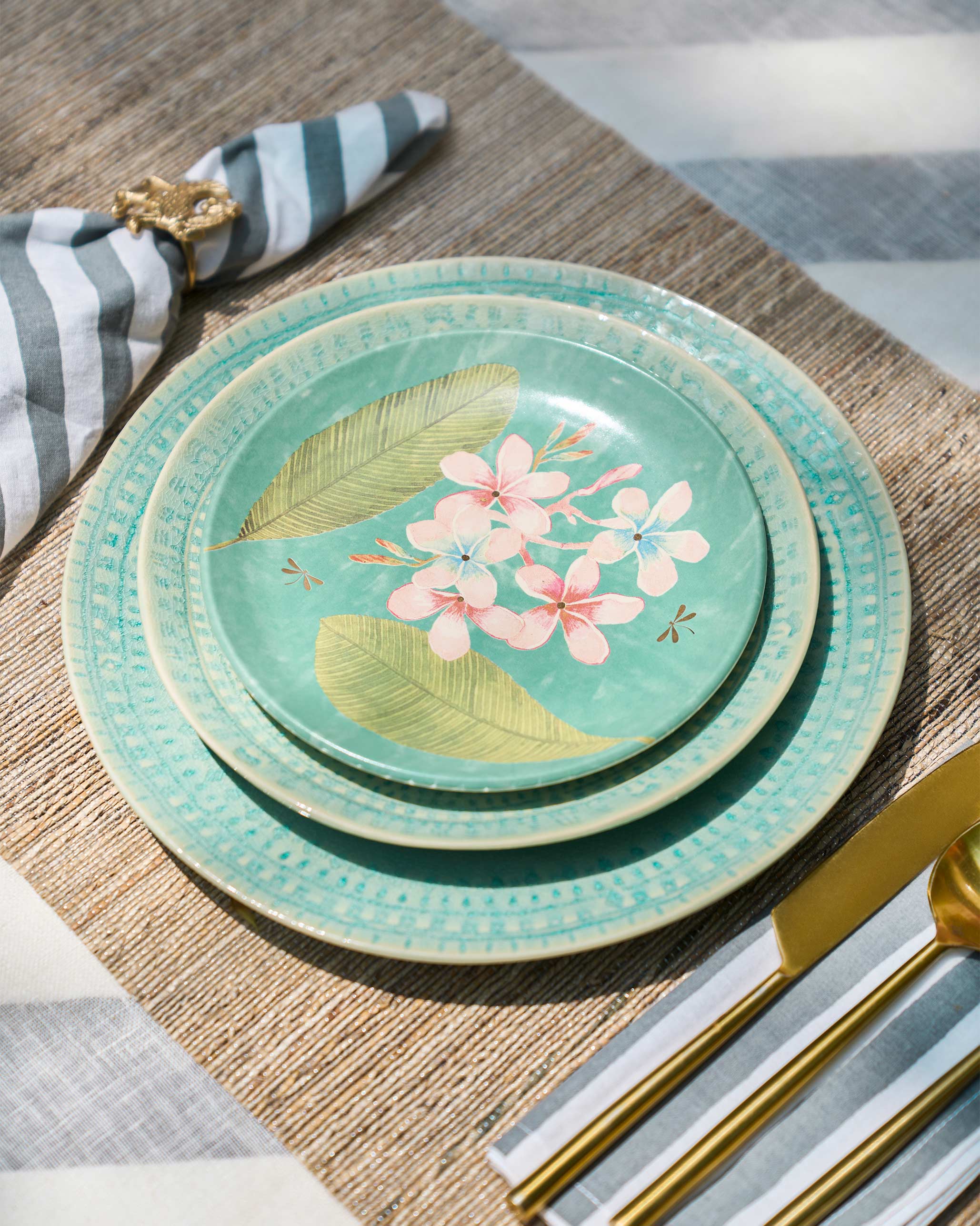 Frangipani Quarter Plates (Set of 2) - Image 5