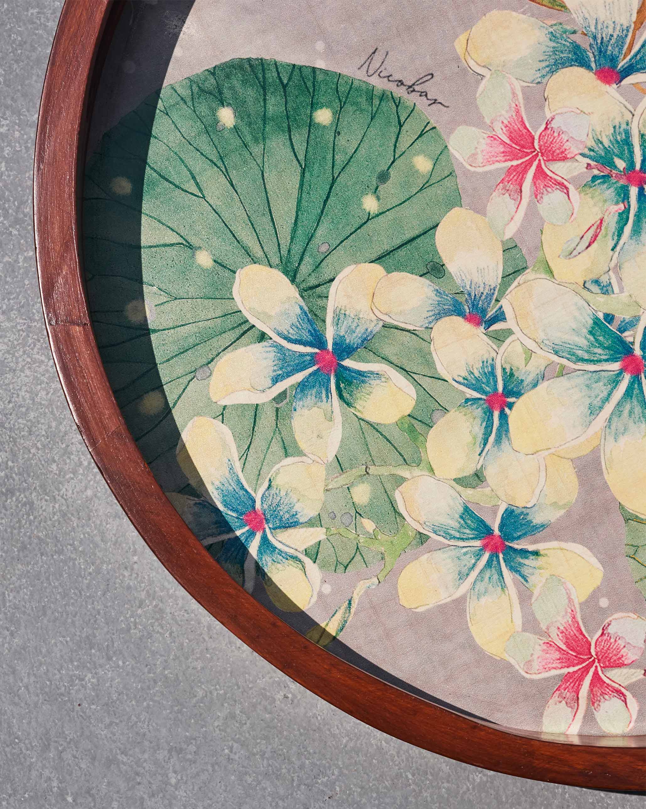 Frangipani Round Tray - Image 4