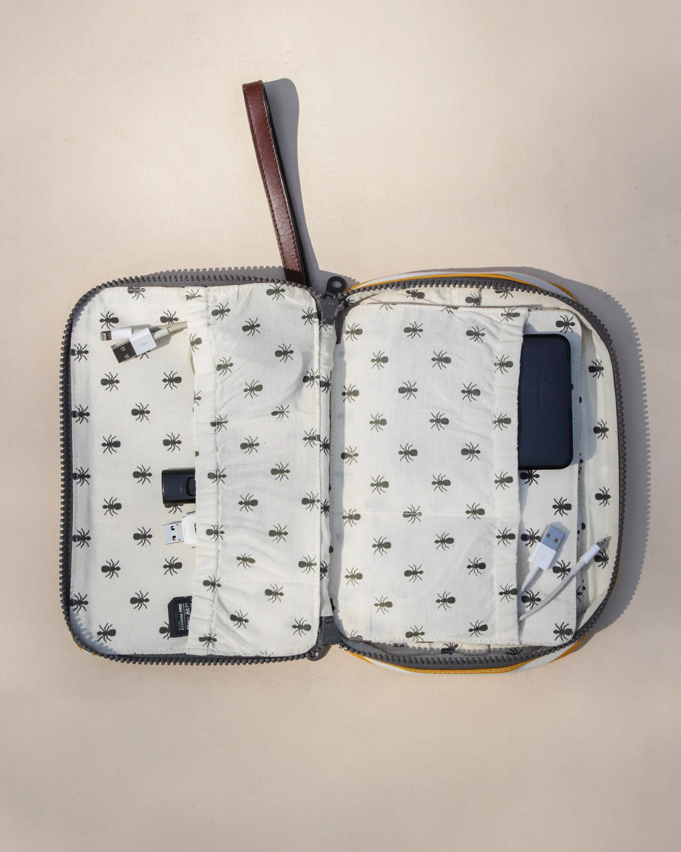 Gadget Guru Organisers (Set of 3) - Image 4