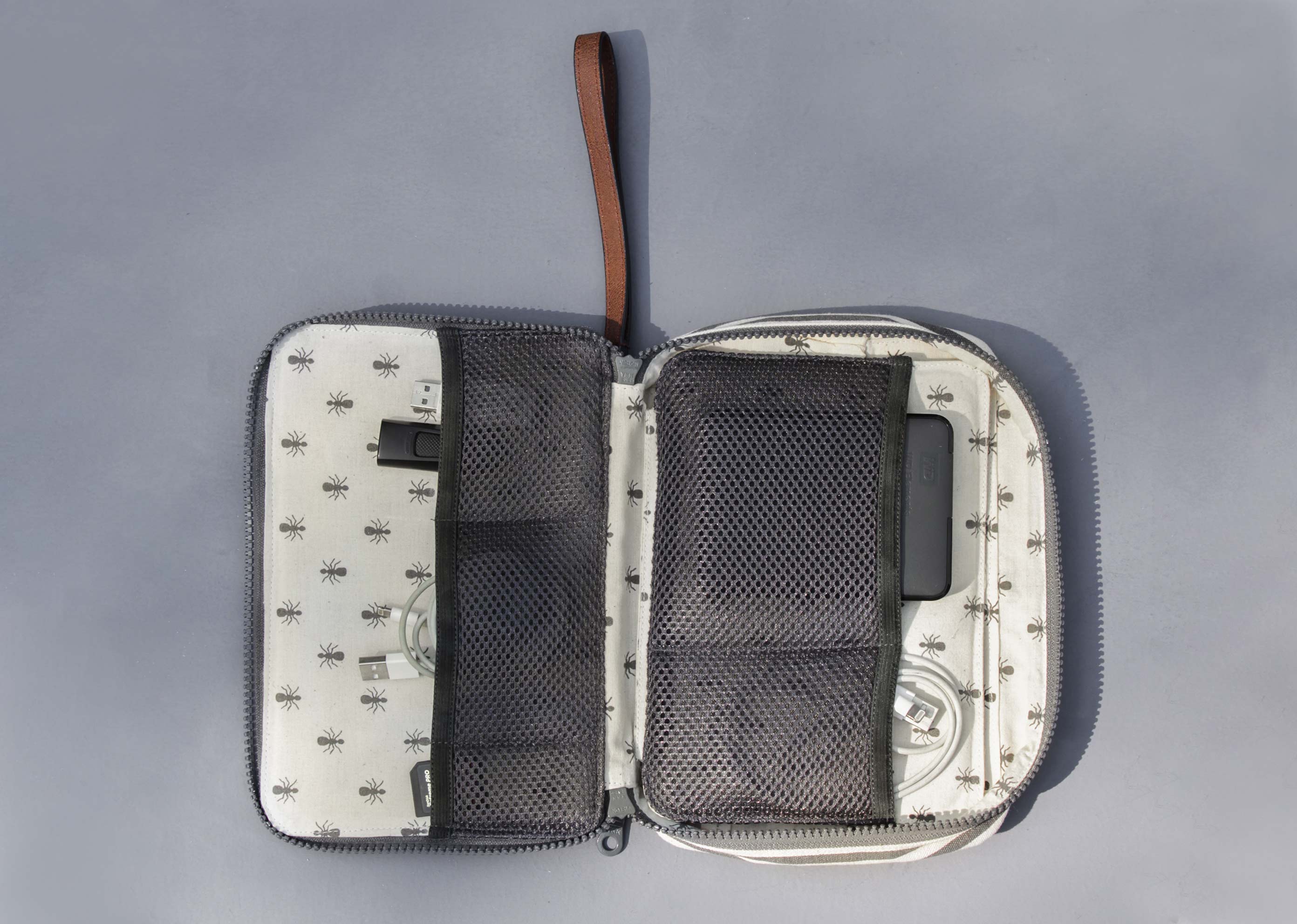 Gadget Pouch - Image 3