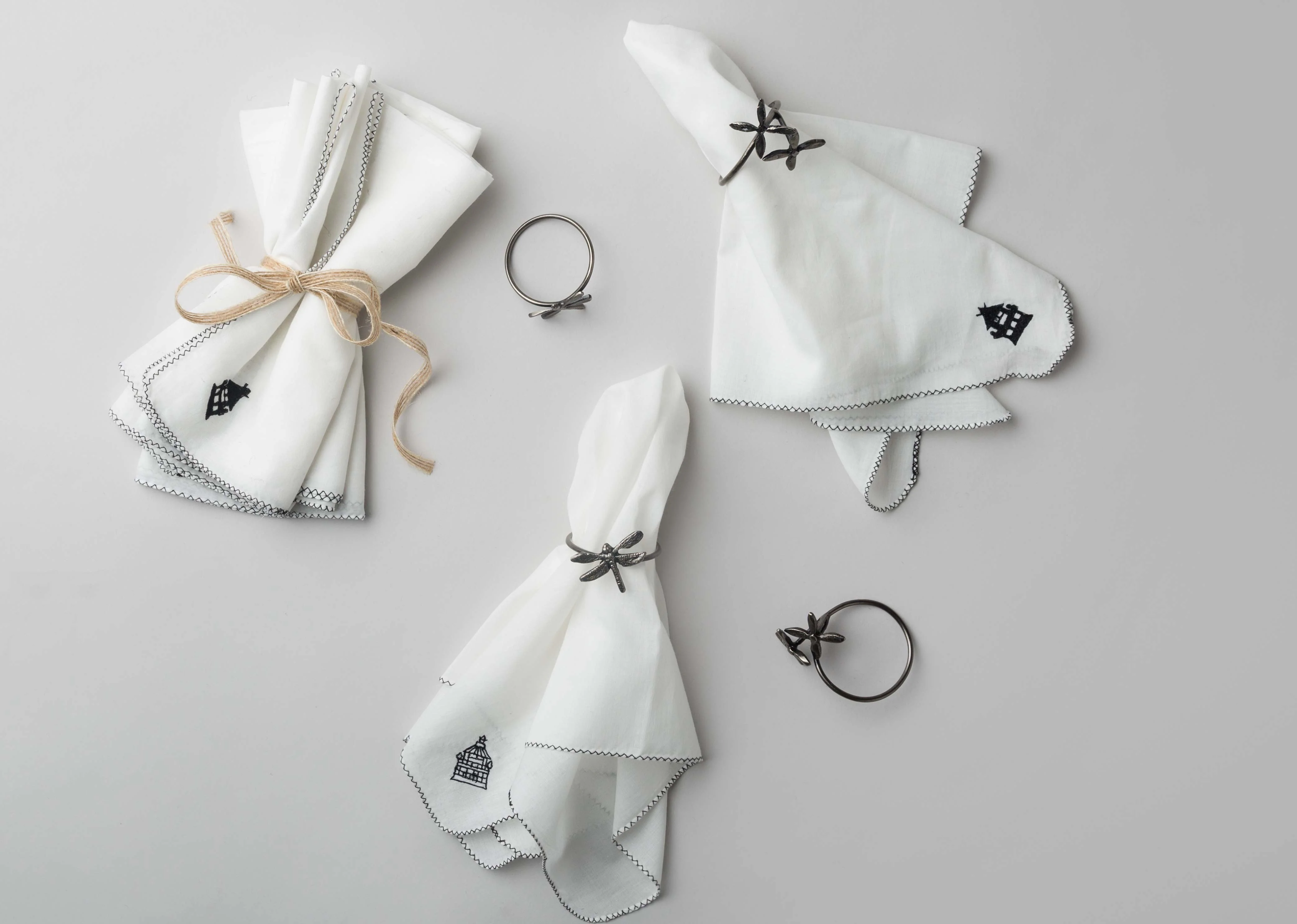 Garden Napkin Rings (Set Of 4) - Silver - Image 3