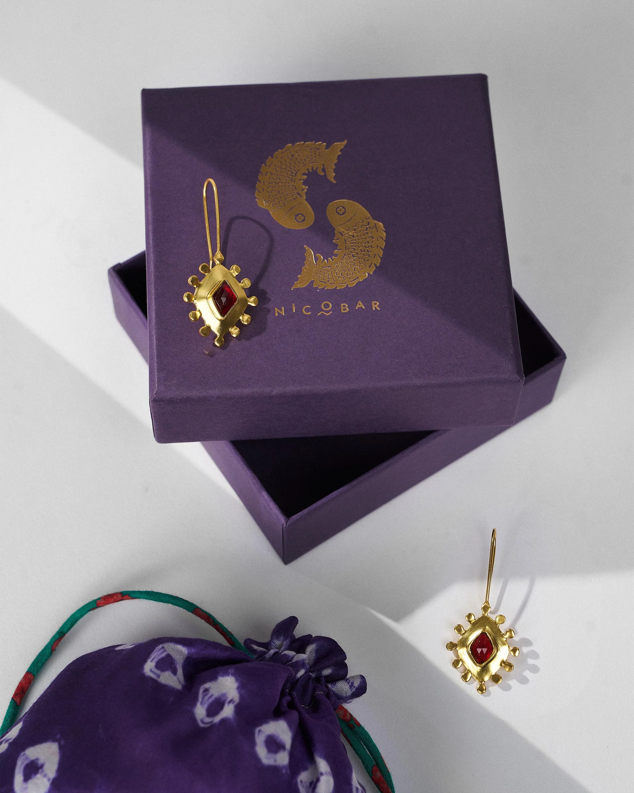 Garnet Barfi Drops - Gold - Image 4