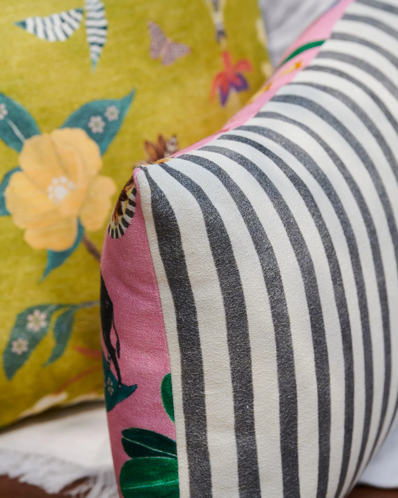 Garo Cushion Cover - Fuchsia - Image 2