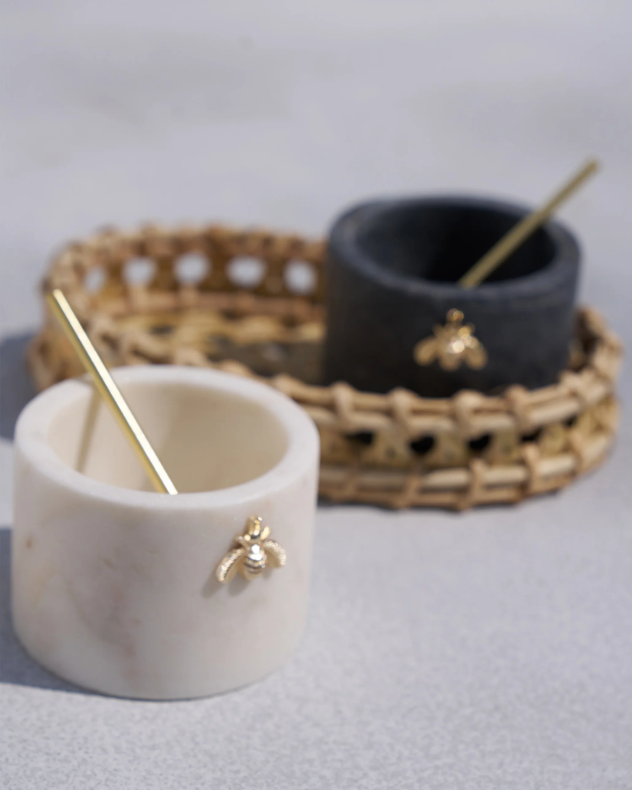 Garo Salt & pepper pots - Image 4