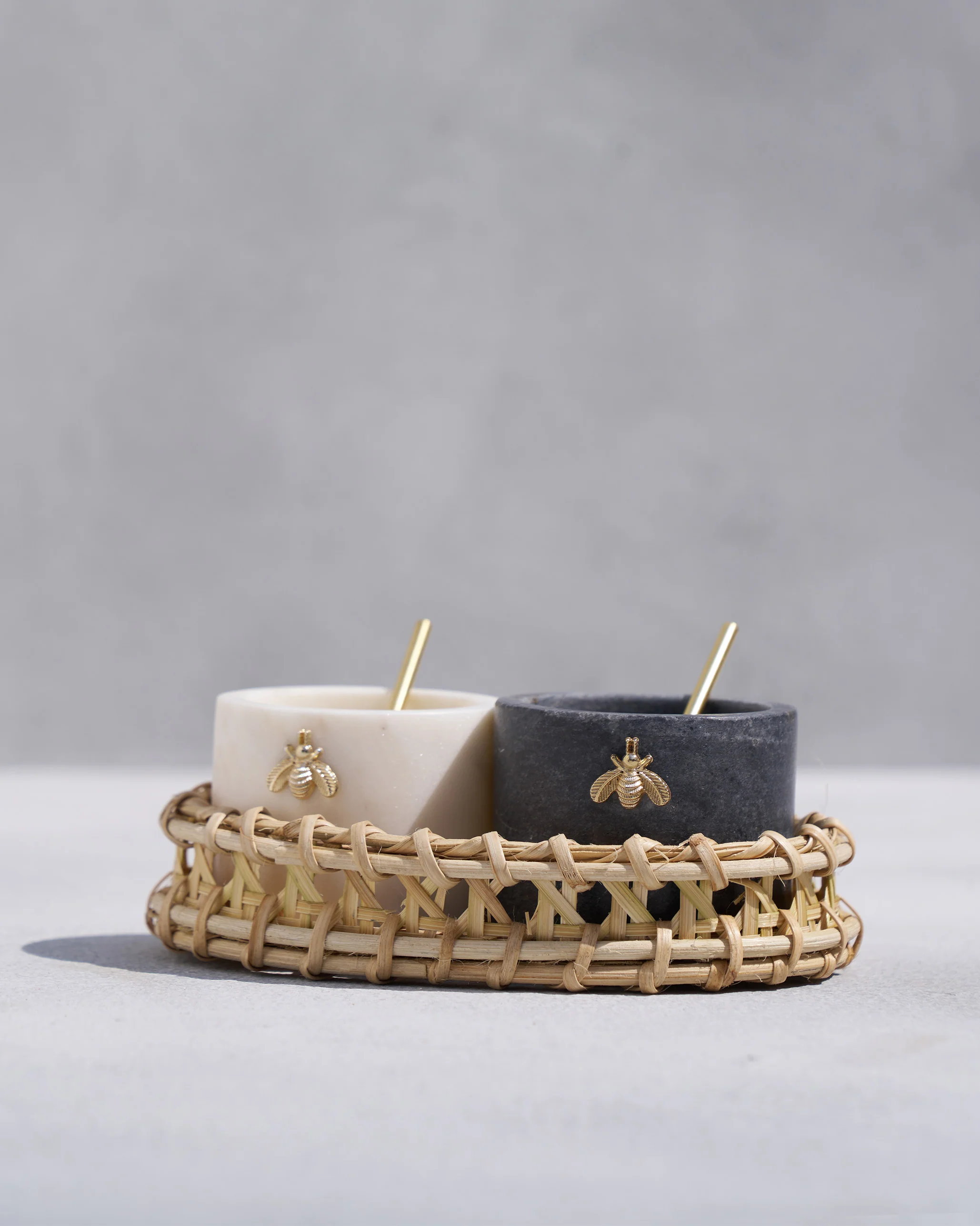 Garo Salt & pepper pots - Image 6