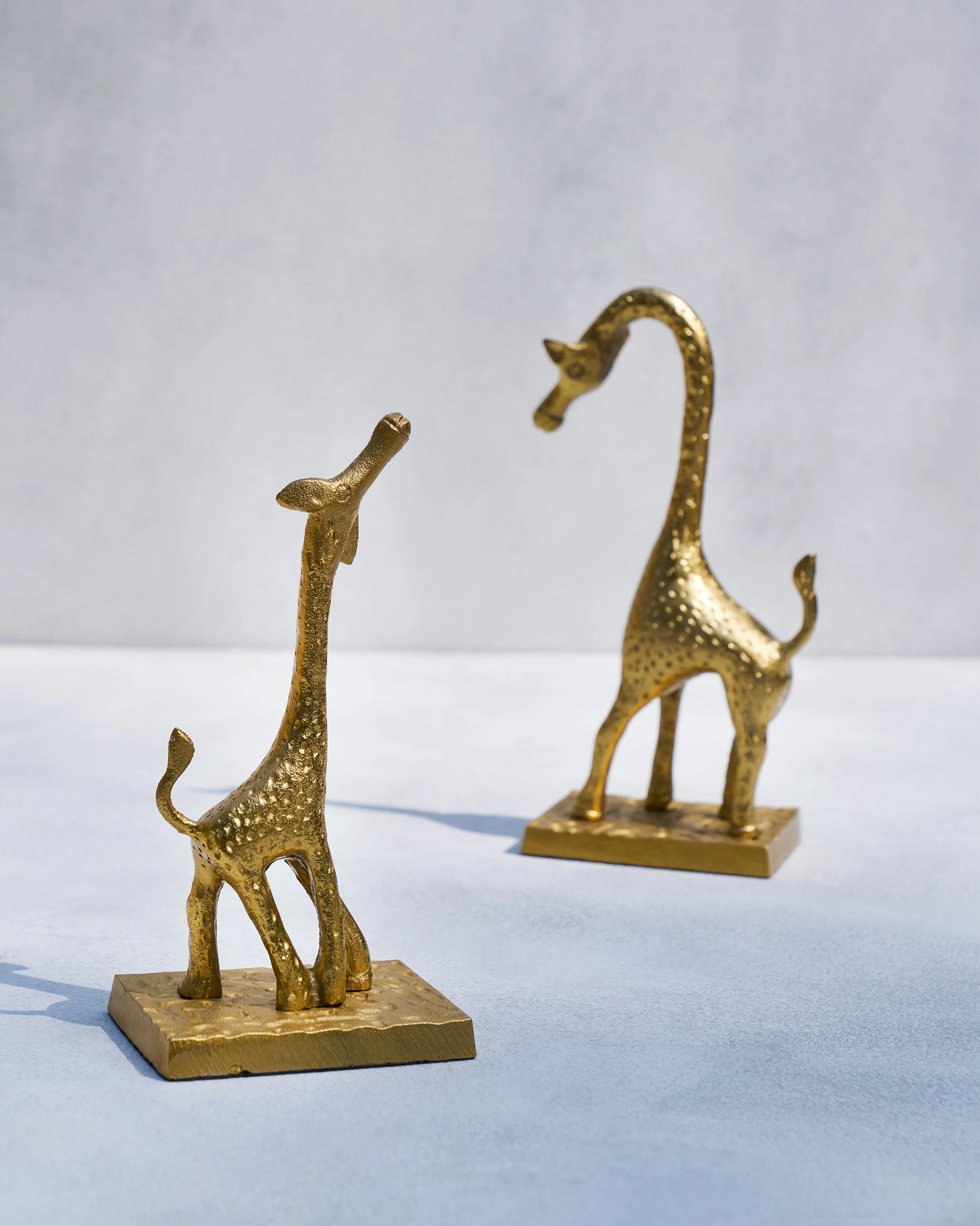 Giraffe Bookends (Set of 2) - Image 2
