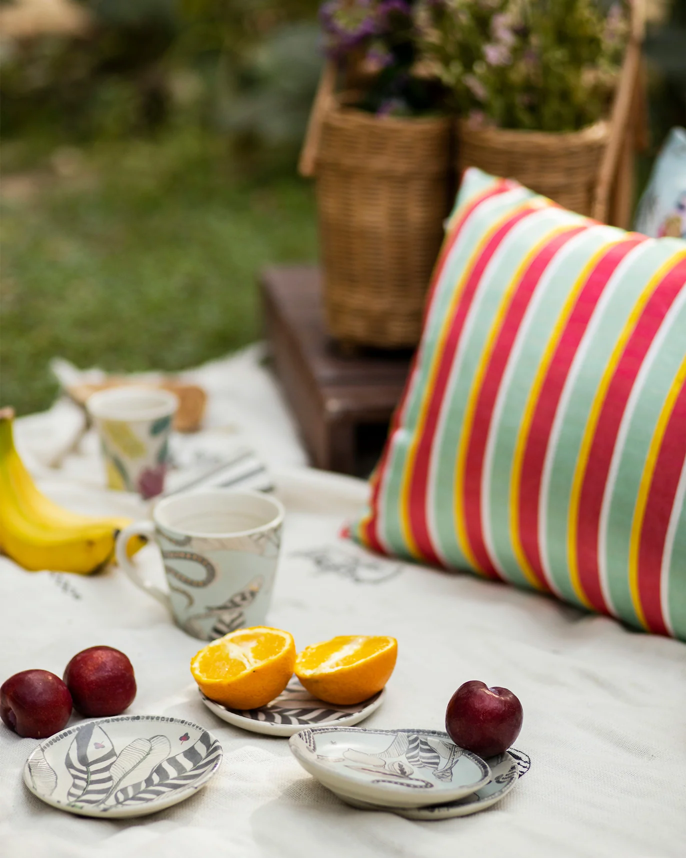 Godavari Tea Plates (Set of 4) - Image 2